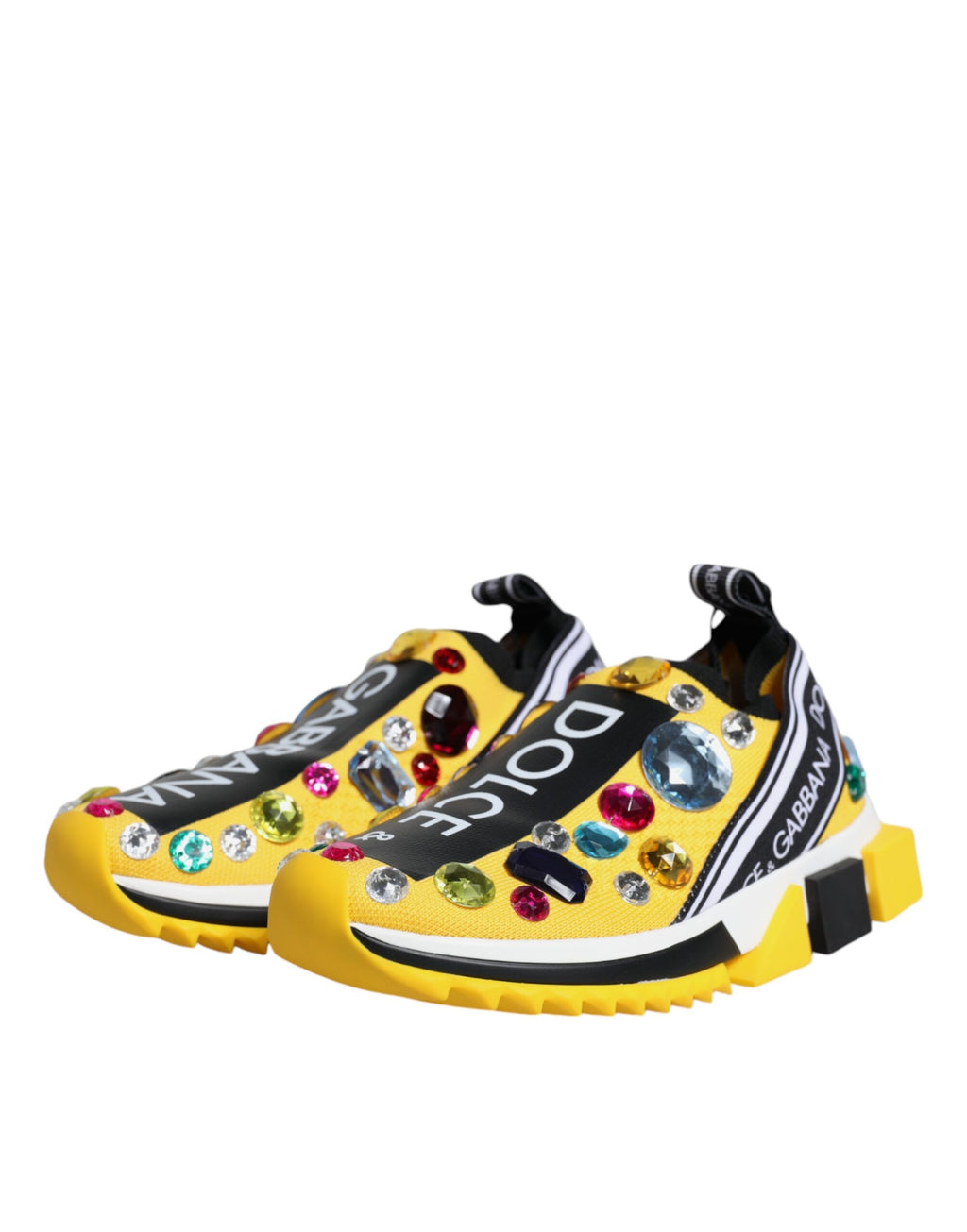 Chaussures sneakers basses Dolce & Gabbana Sorrento jaunes ornées de cristaux, vue de face.