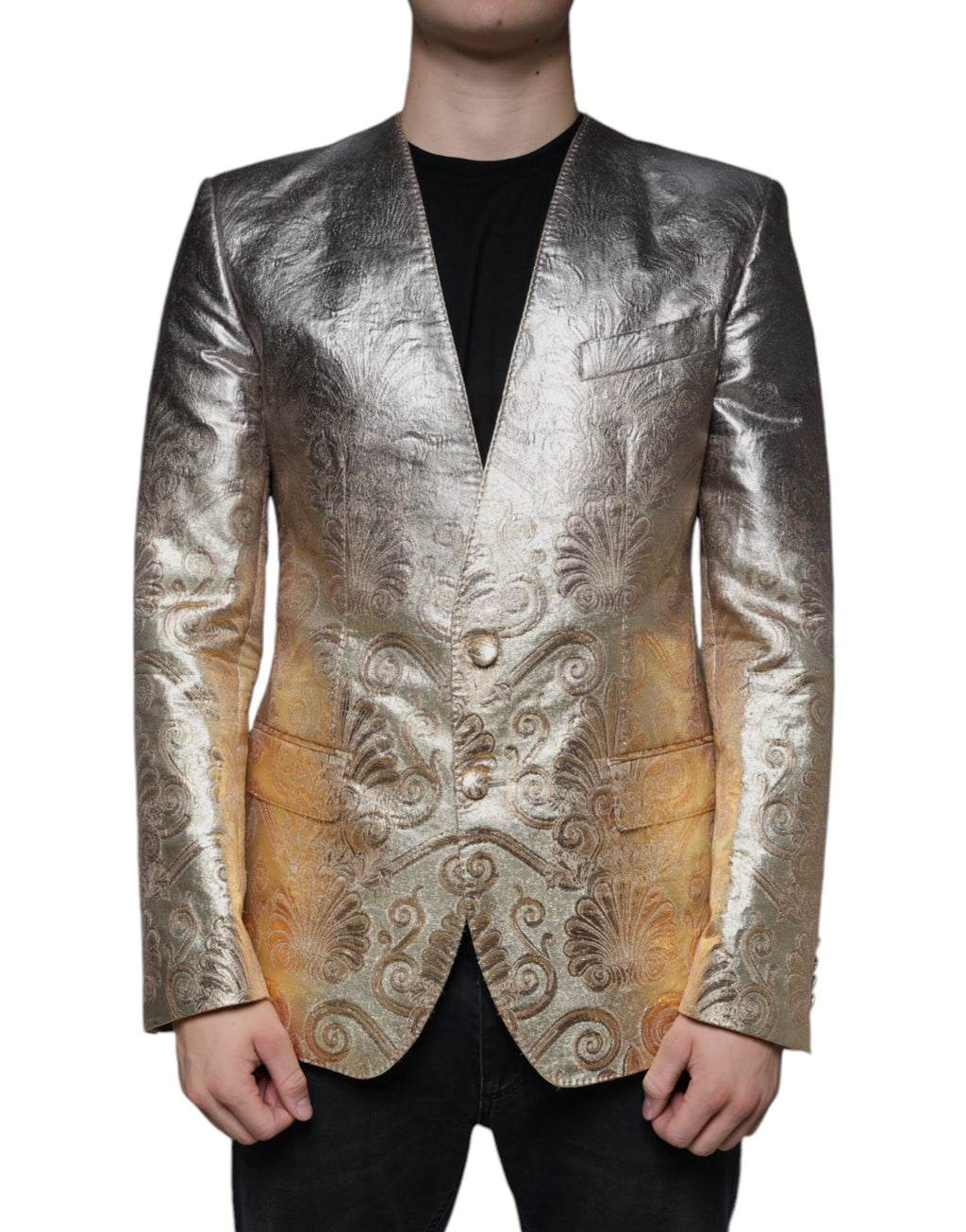 Blazer femme Dolce & Gabbana en jacquard doré, à coupe simple et boutonnage single breasted, élégant et sophistiqué.