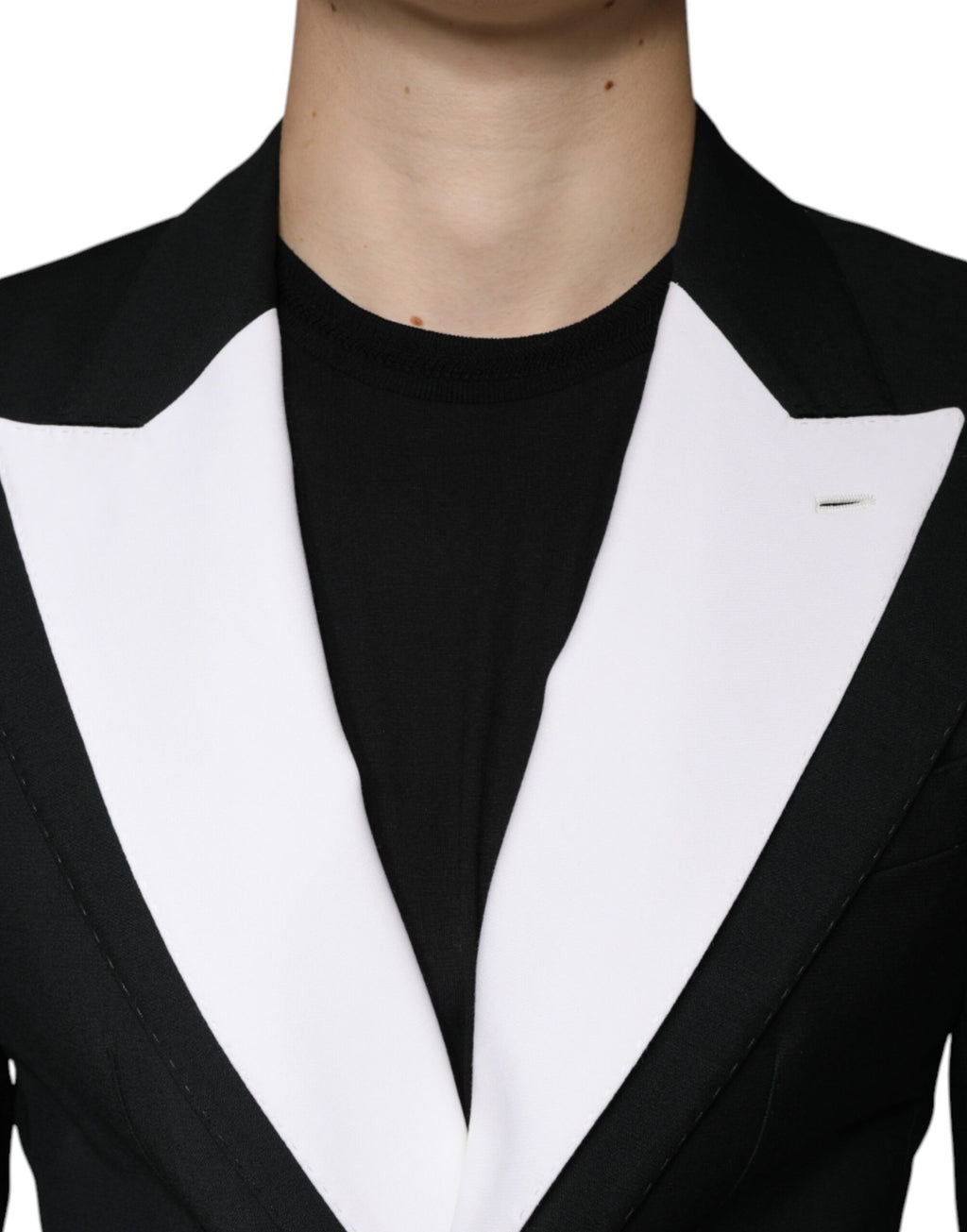 Veste blazer pour femme Dolce & Gabbana noire et blanche, à un seul bouton, coupe classique et élégante.