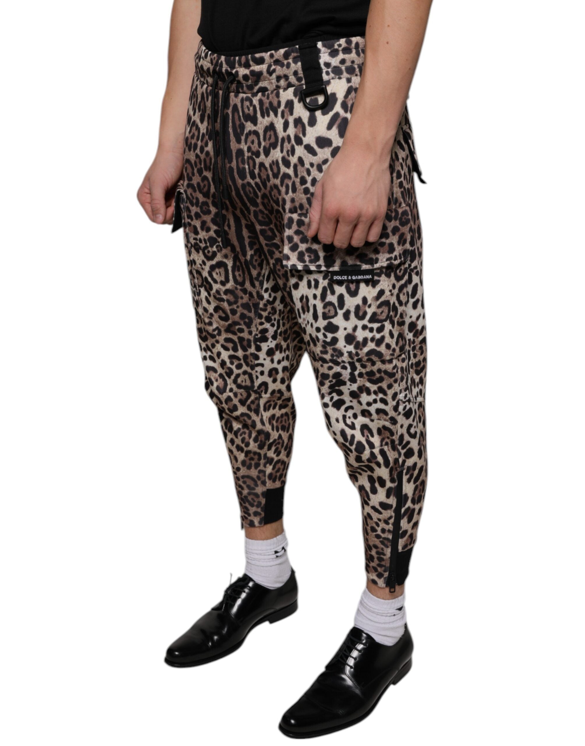 Pantalons joggers en polyester marron à motif léopard de Dolce & Gabbana, élégants et confortables.