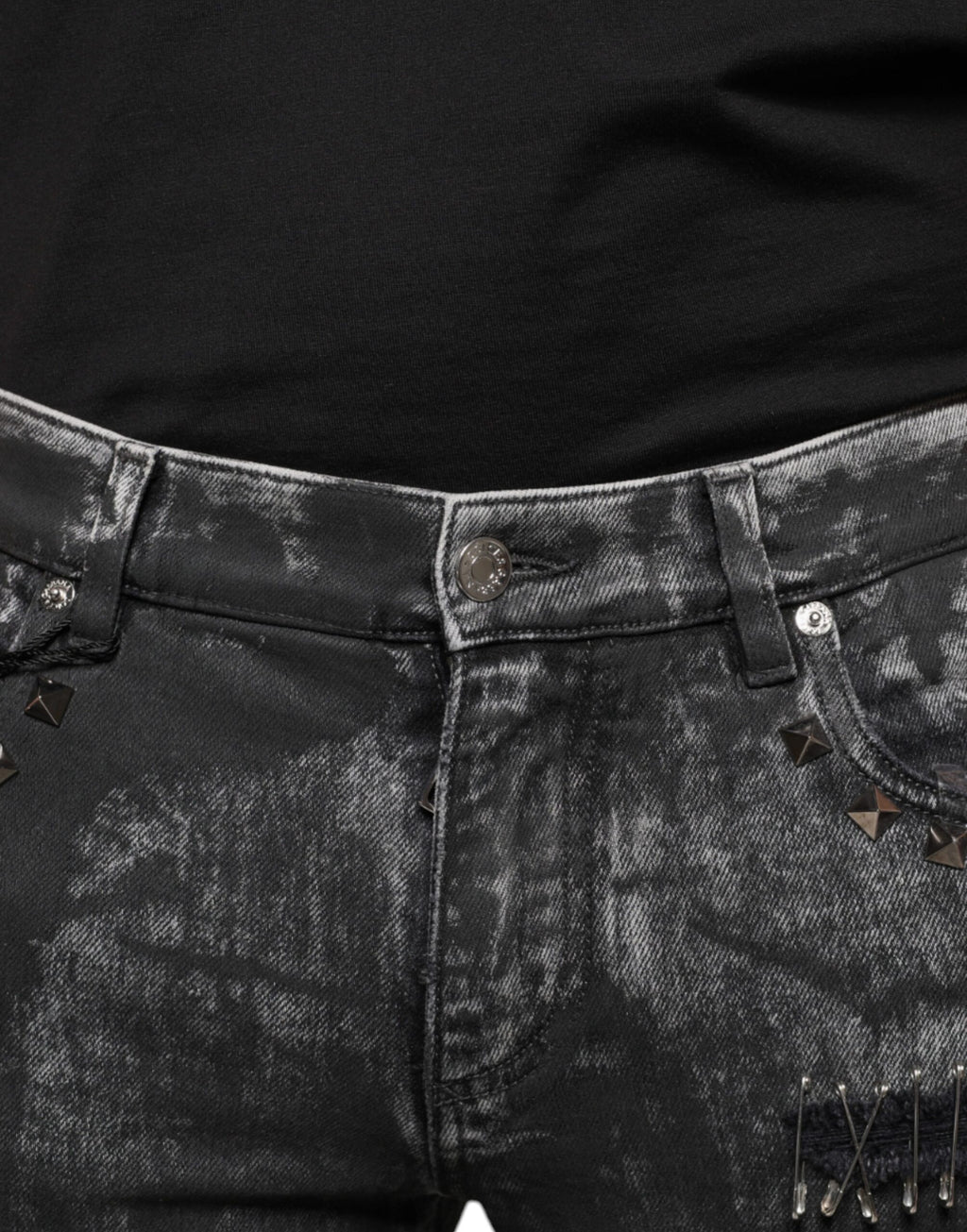 Jeans skinny en denim noir Dolce & Gabbana avec embellissements en coton, ajustés et élégants.