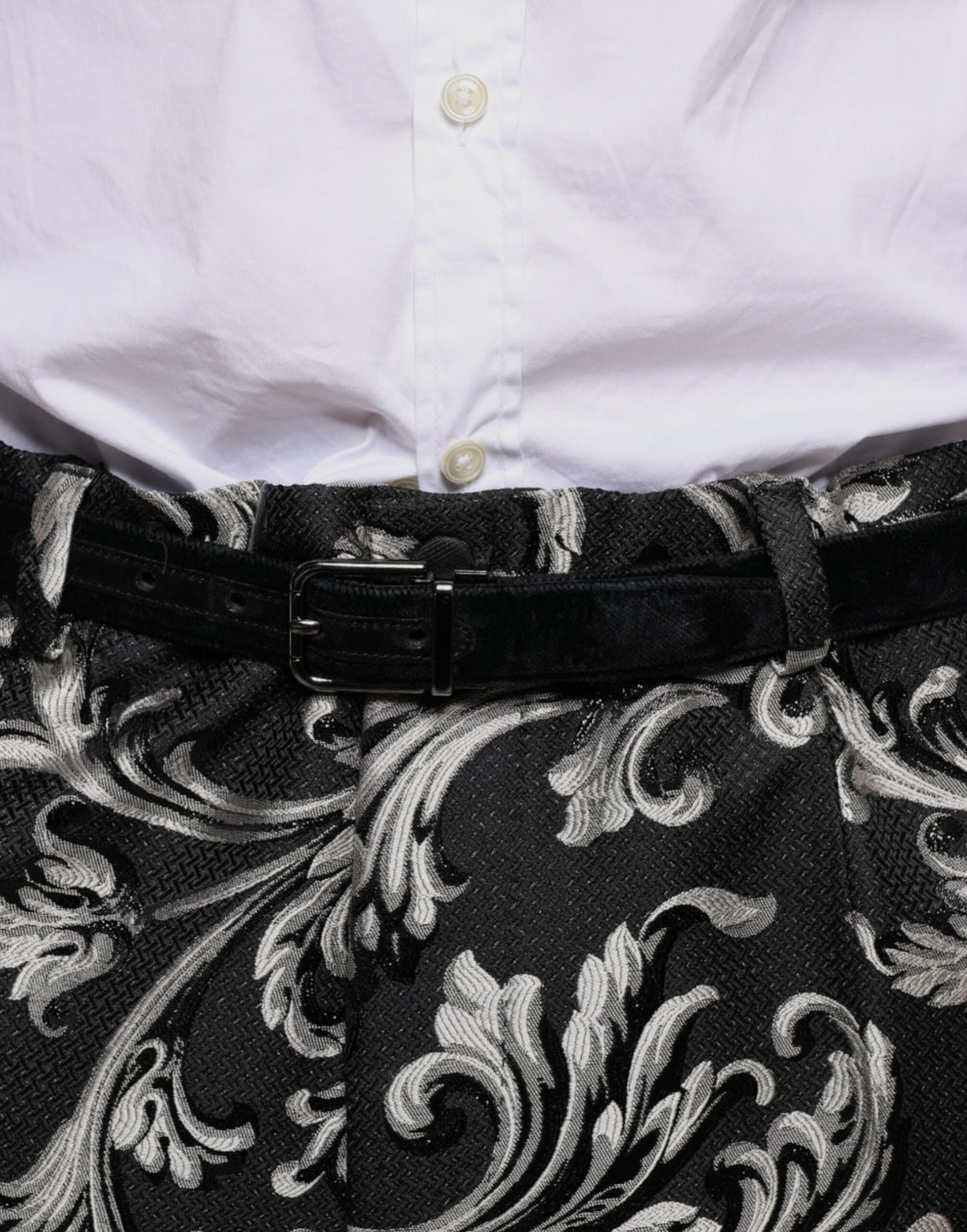 Pantalons slim en jacquard noir de Dolce & Gabbana, style élégant et ajusté pour femme.