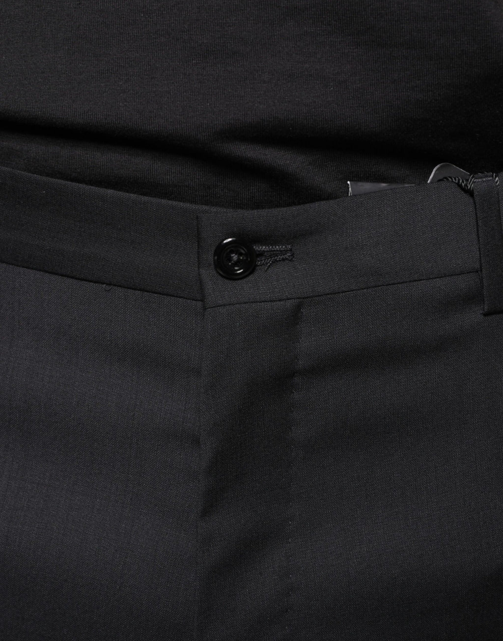 Pantalon homme slim en laine noire de Dolce & Gabbana, style élégant et ajusté, pour une tenue sophistiquée.