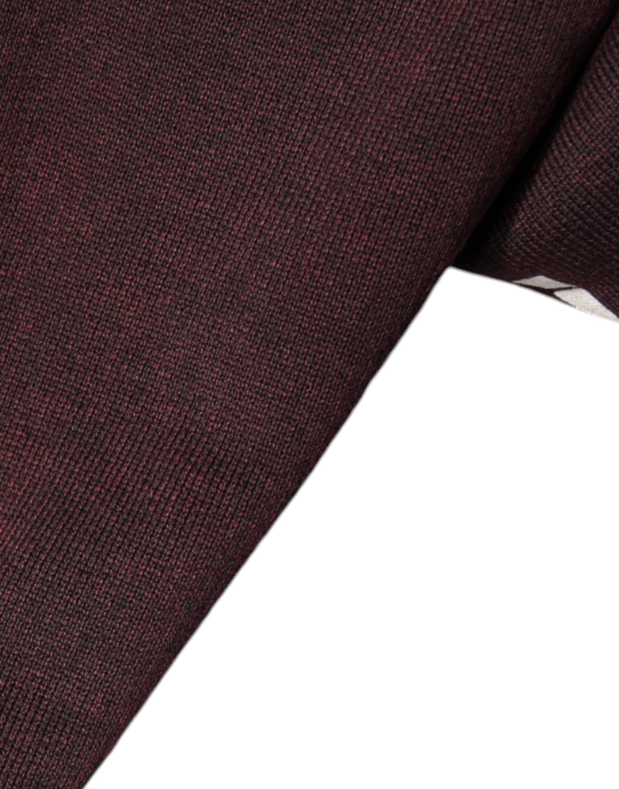 Sweatshirt homme Dolce & Gabbana logo rouge bordeaux, col rond, pull en coton confortable, vue de face.