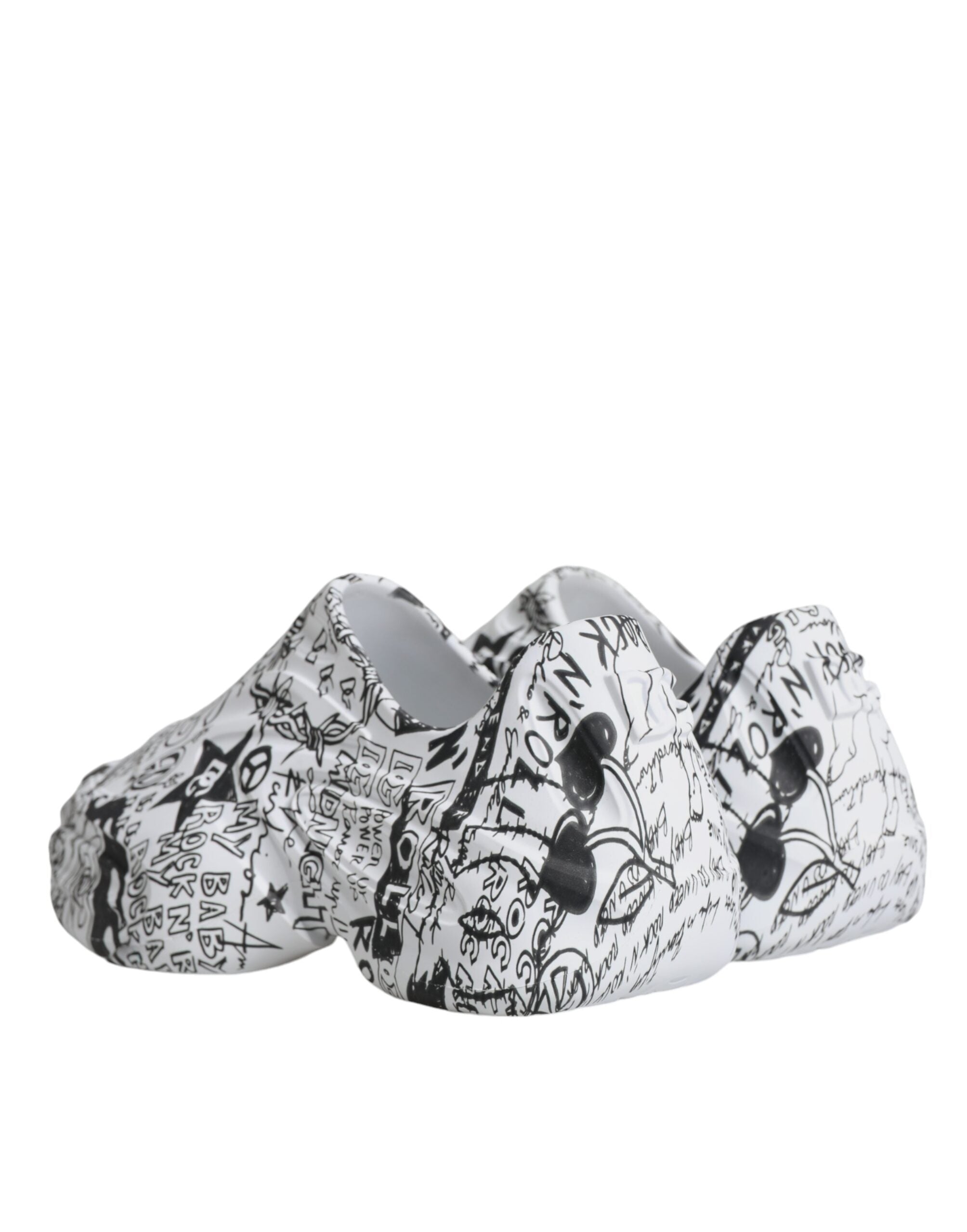 Chaussures sneakers Dolce & Gabbana Daymaster en blanc et noir avec motif graffiti, vue de face.