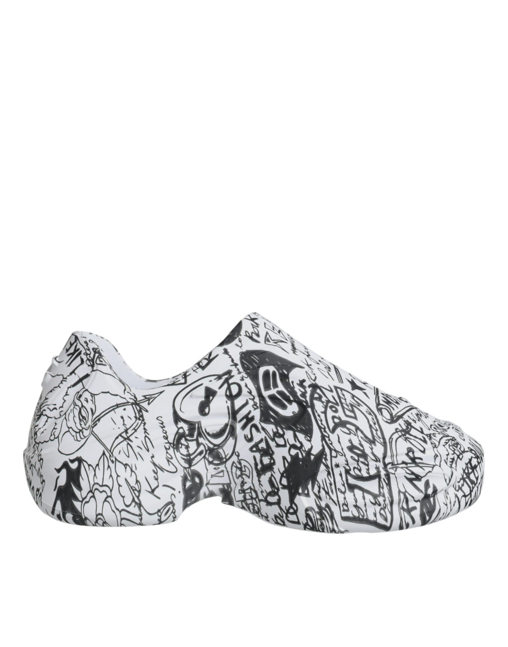 Chaussures sneakers Dolce & Gabbana Daymaster graffiti blanc et noir, avec design artistique et détails modernes.
