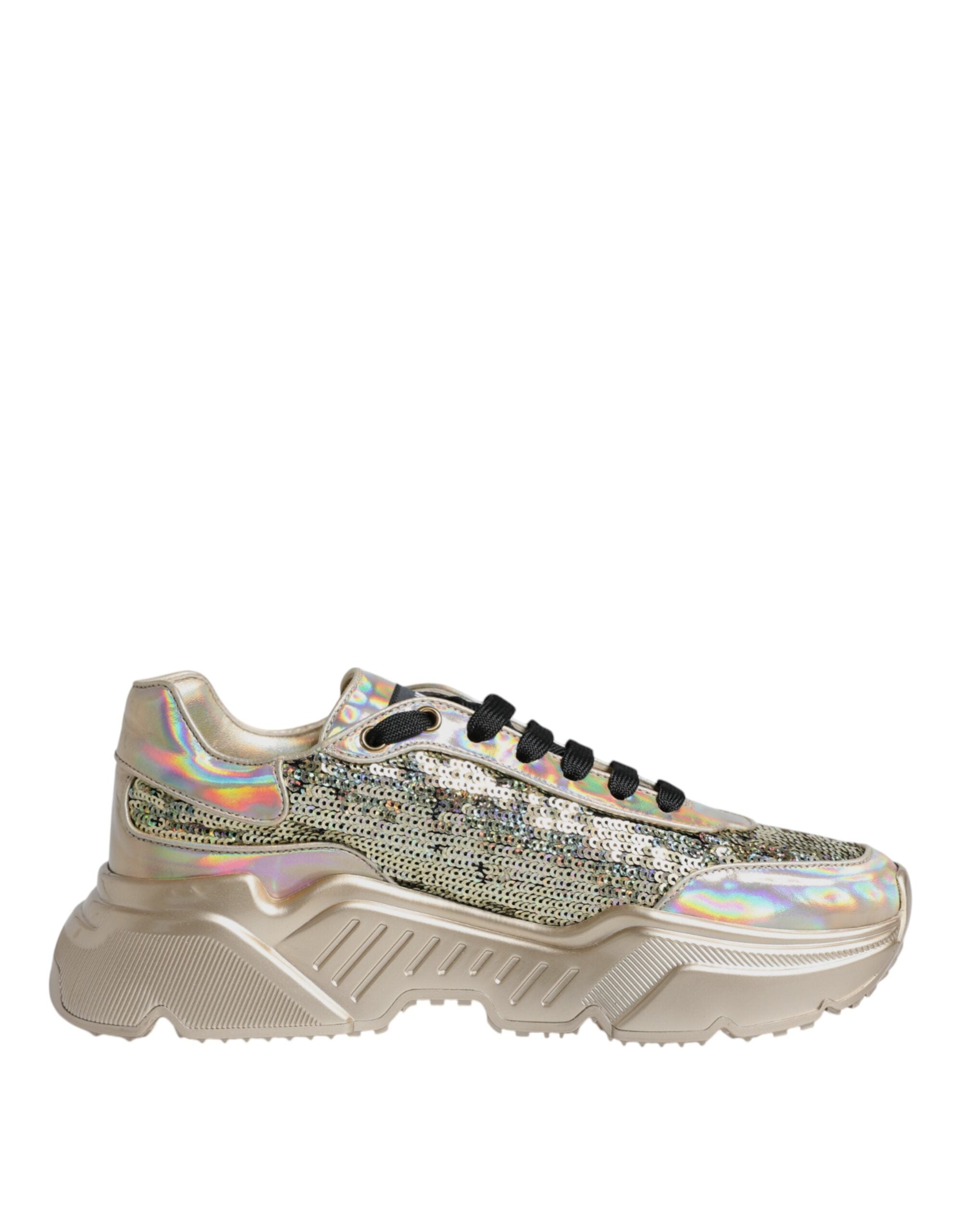 Chaussures sneakers Dolce & Gabbana Daymaster avec sequins dorés et iridescents, détails brillants et tendance.