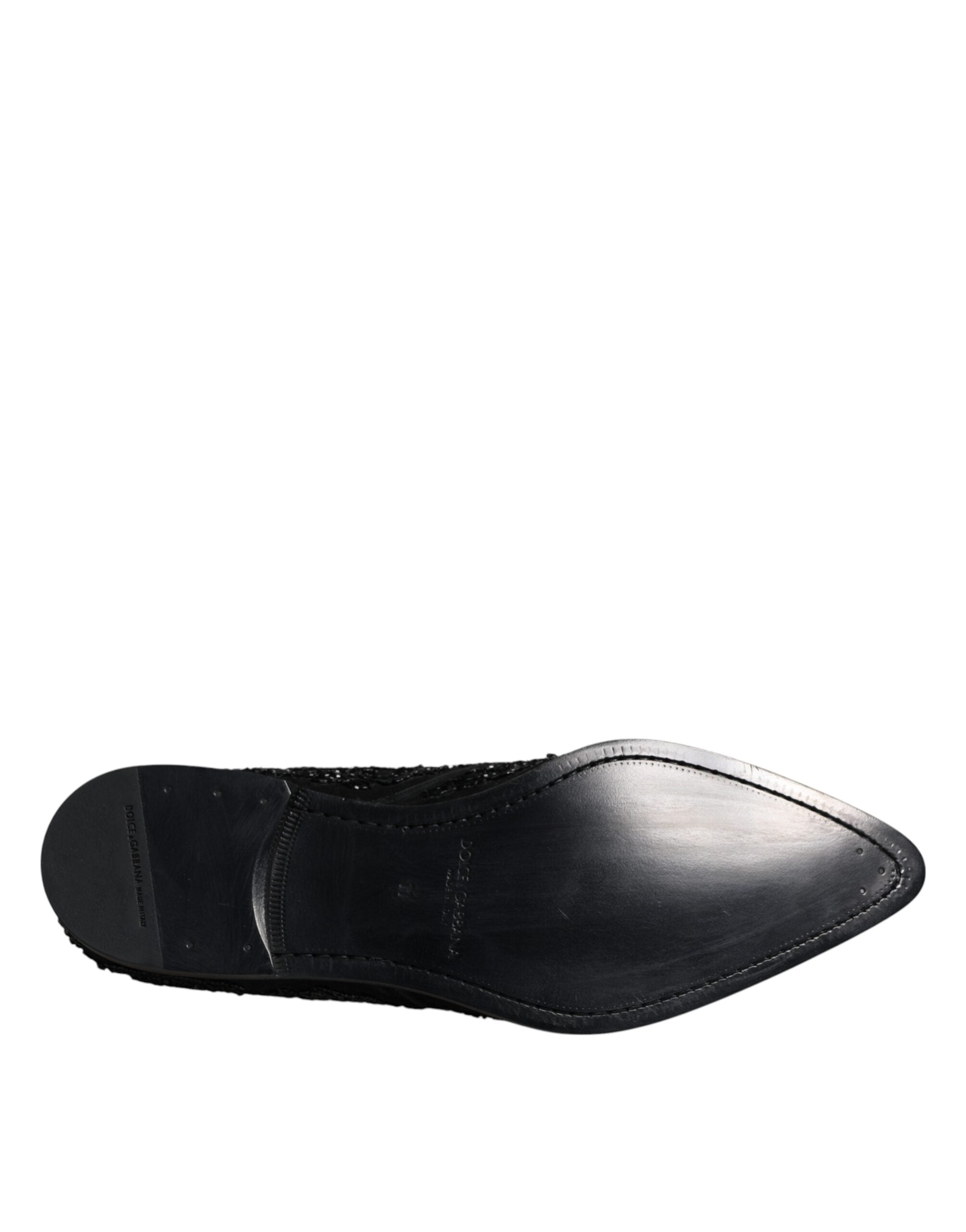 Chaussures Derby en daim noir Dolce & Gabbana, ornées de détails embellis, pour un style élégant et formel.
