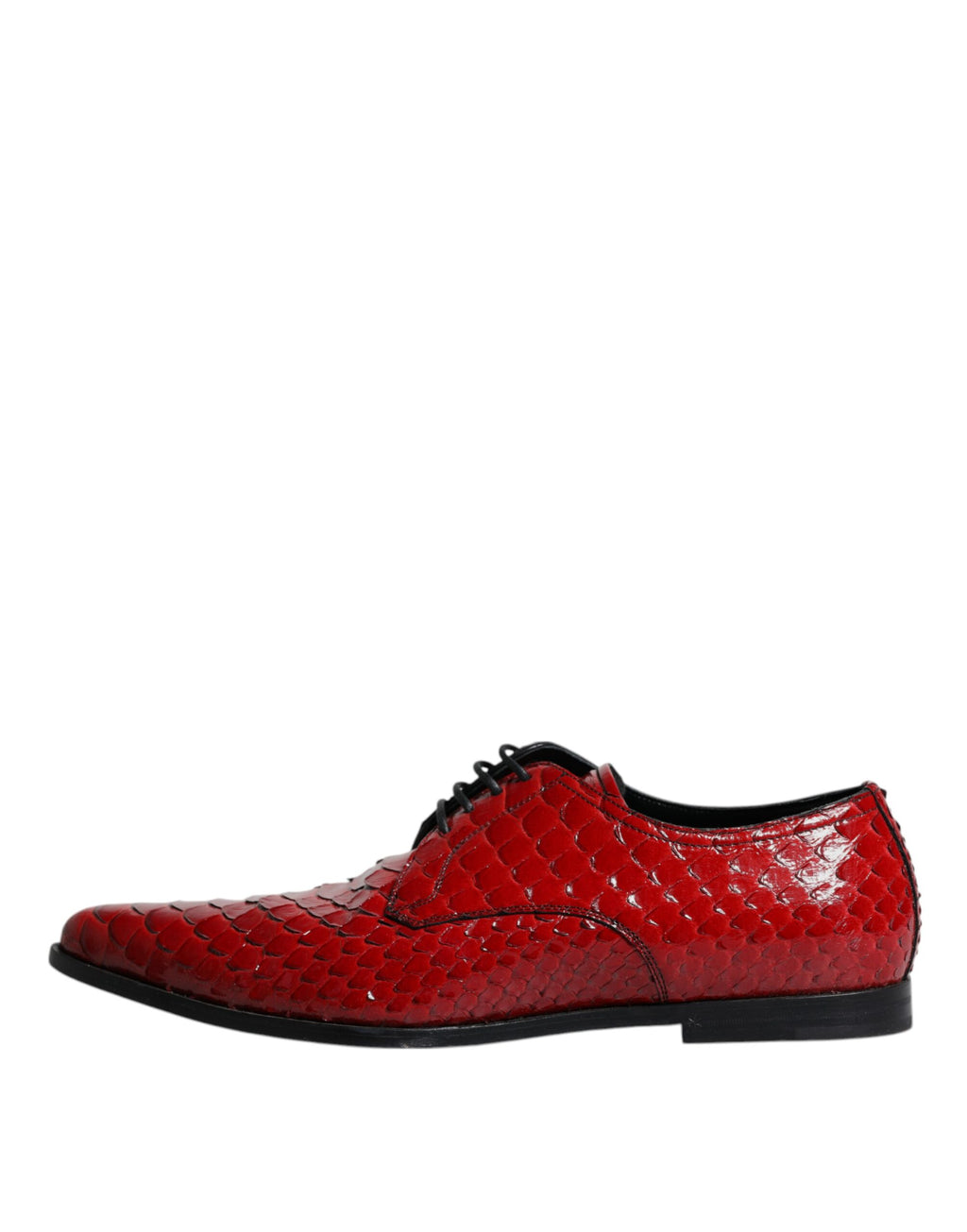 Chaussures Derby formelles rouges Dolce & Gabbana en cuir texturé verni pour homme, élégantes et sophistiquées.