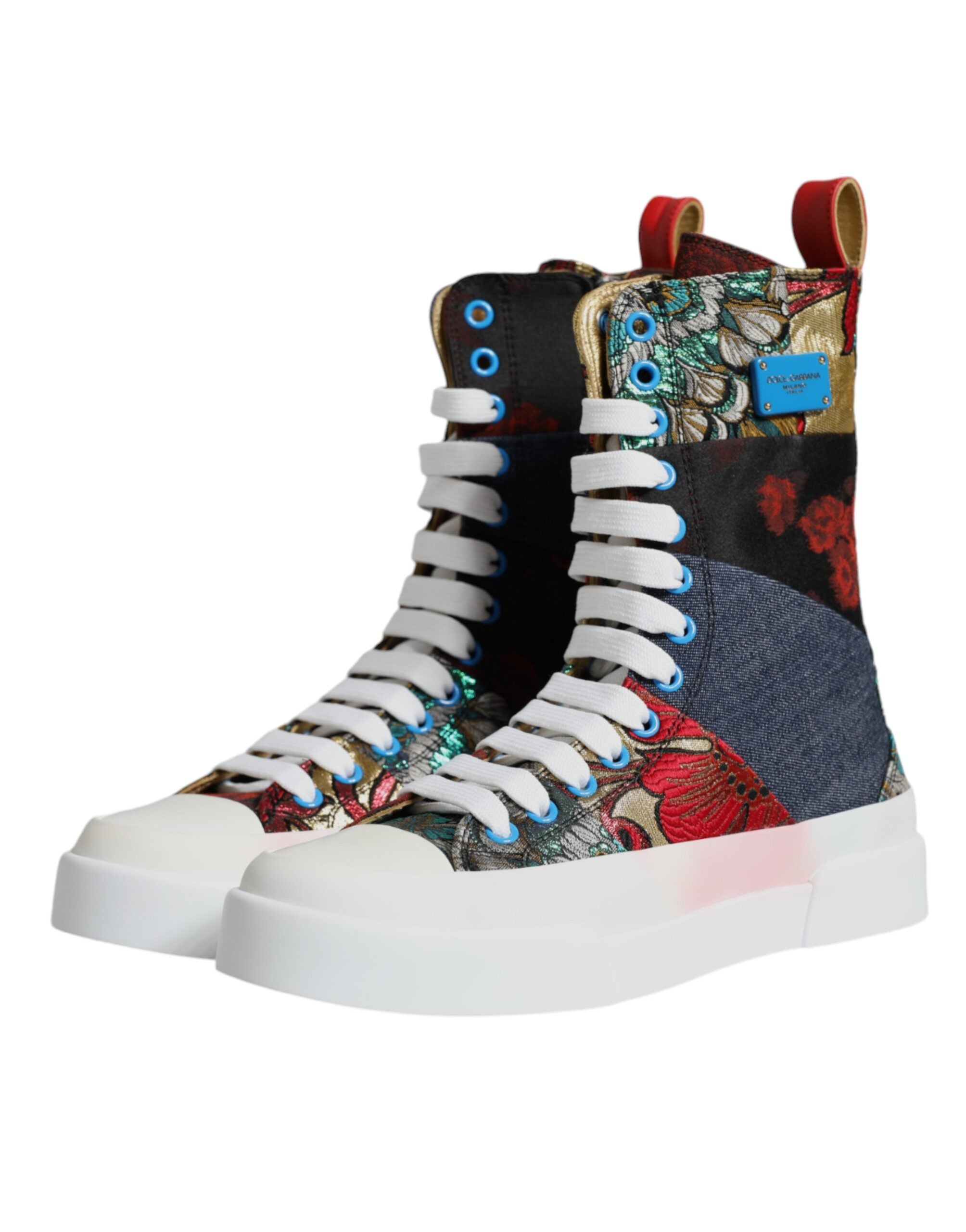 Chaussures sneakers montantes Dolce & Gabbana à patchwork multicolore, design coloré et tendance pour femmes et hommes.