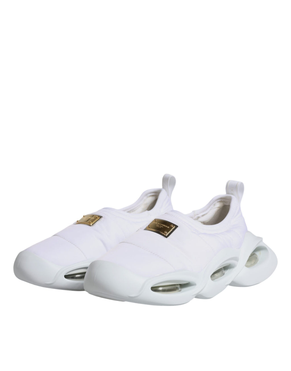 Chaussures basses blanches Dolce & Gabbana en tissu rembourré, sneakers élégants pour un look décontracté et tendance.