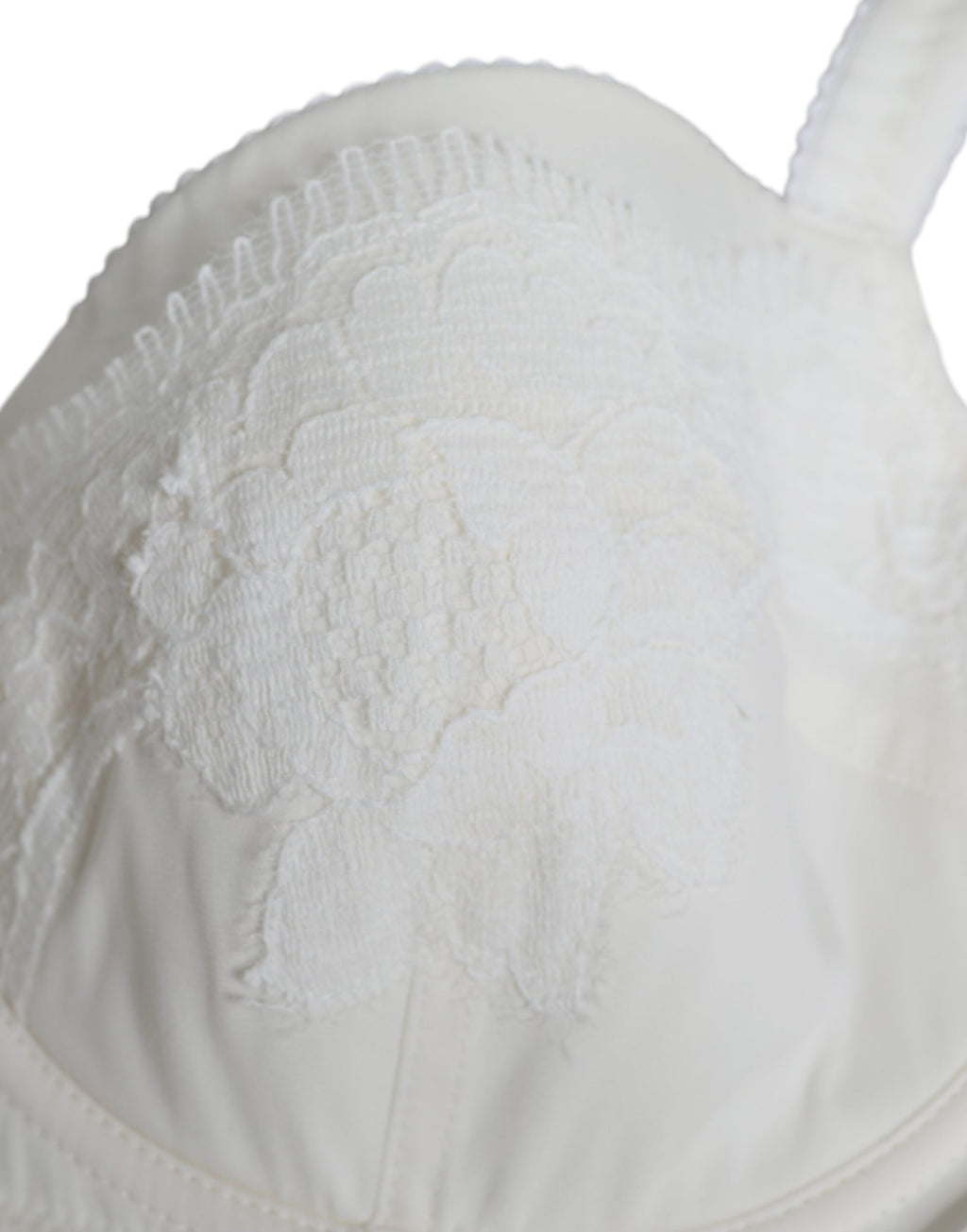 Culotte en soie blanche et soutien-gorge balconnet Dolce & Gabbana, sous-vêtements élégants et confortables.