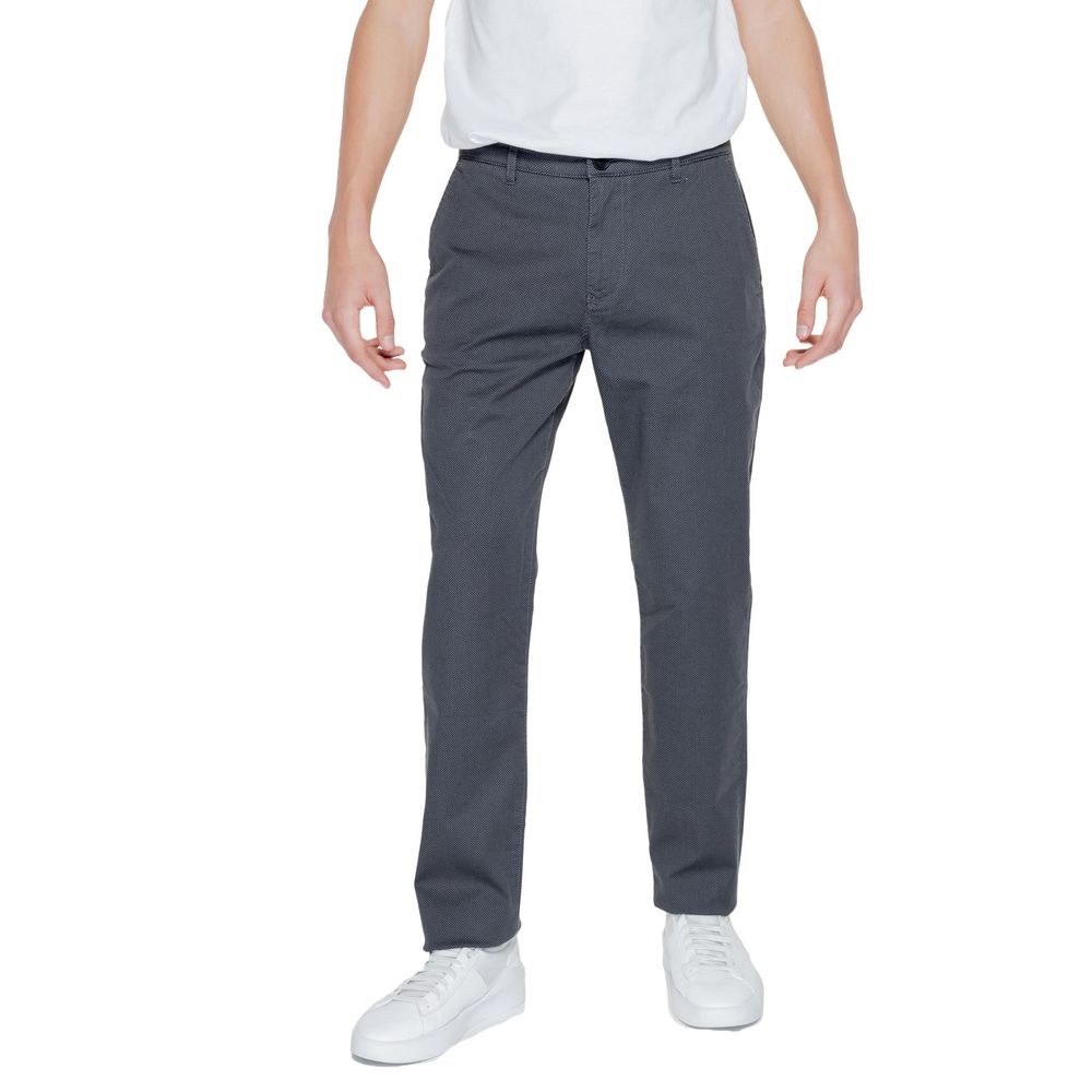 Pantalon décontracté en coton noir Armani Exchange, style casual, visible avec ceinture et poches, pour homme.
