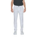 Pantalons décontractés en coton blanc de la marque Armani Exchange, vue de face avec détails de la coupe.