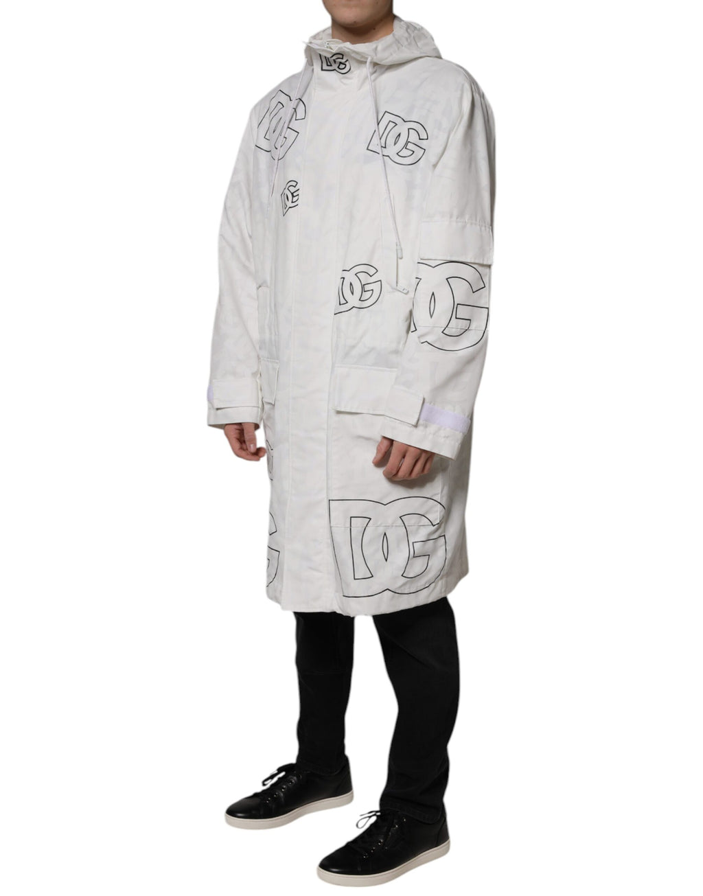 Veste parka blanche avec capuche en polyester, trench coat Dolce & Gabbana, coupe élégante et détails modernes.