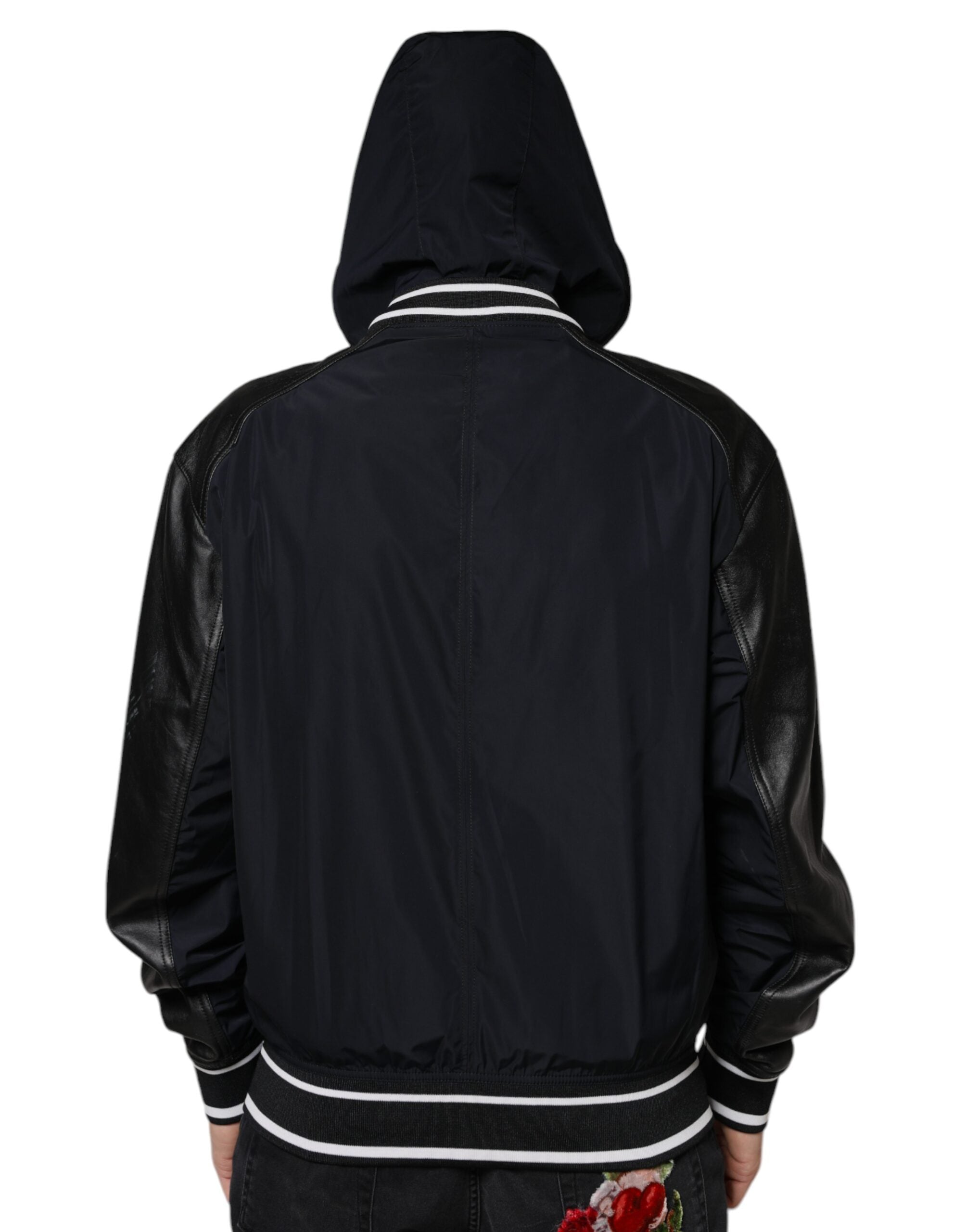 Veste bomber noire pour homme Dolce & Gabbana avec capuche et fermeture éclair complète, en tissu léger et élégant.