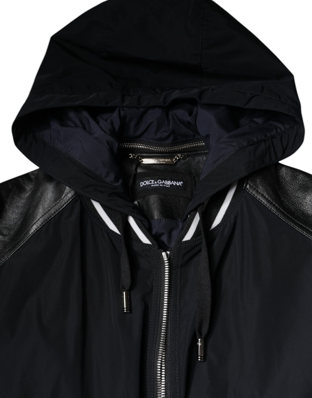 Veste bomber noire Dolce & Gabbana pour homme avec capuche et fermeture éclair complète, en tissu élégant.