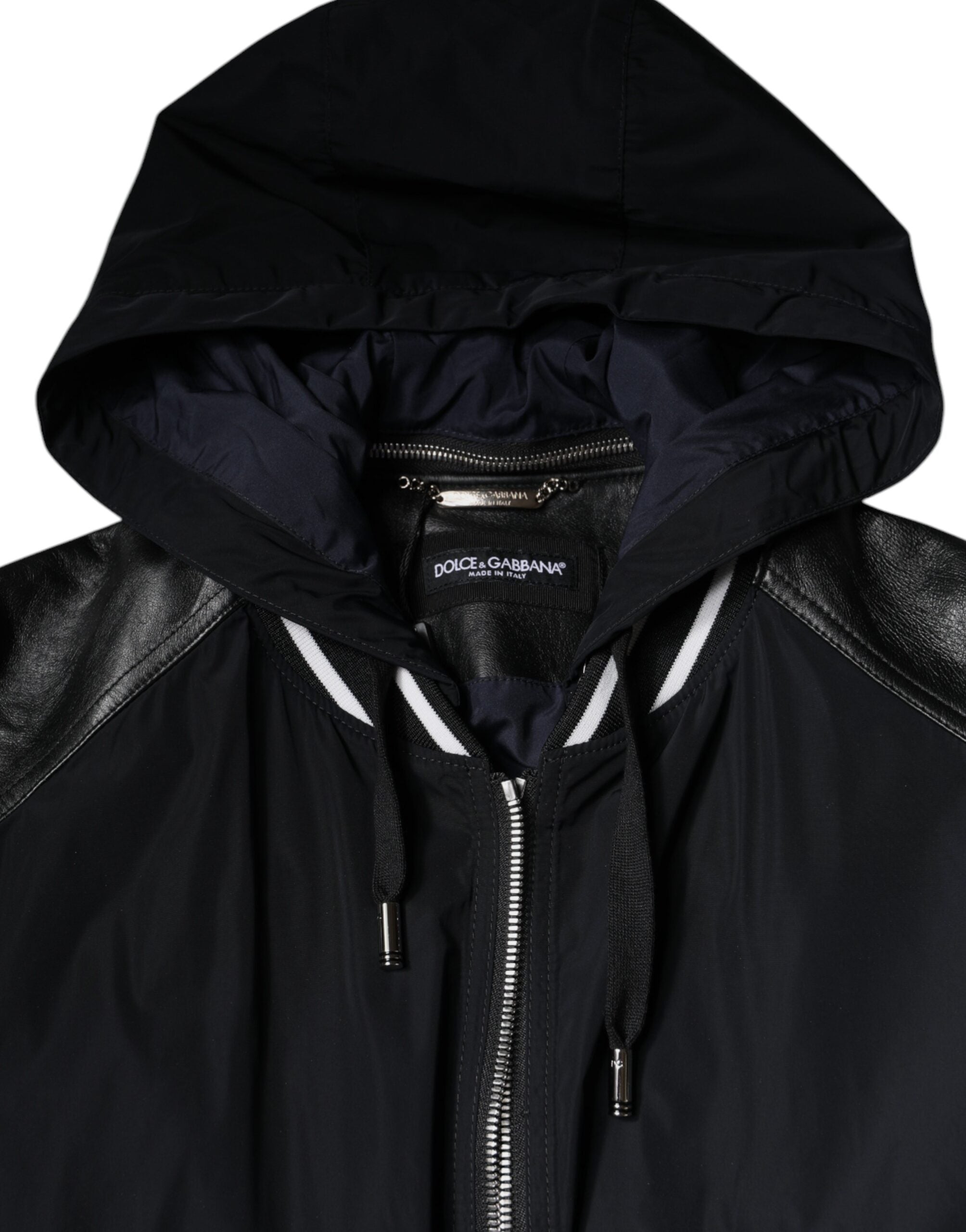 Veste bomber noire Dolce & Gabbana pour homme avec capuche et fermeture éclair complète, en tissu élégant.