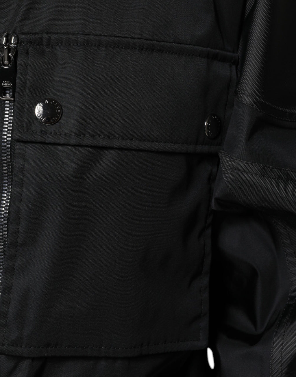Veste parka noire en nylon pour homme Dolce & Gabbana, imperméable et isolante, adaptée pour l'hiver.