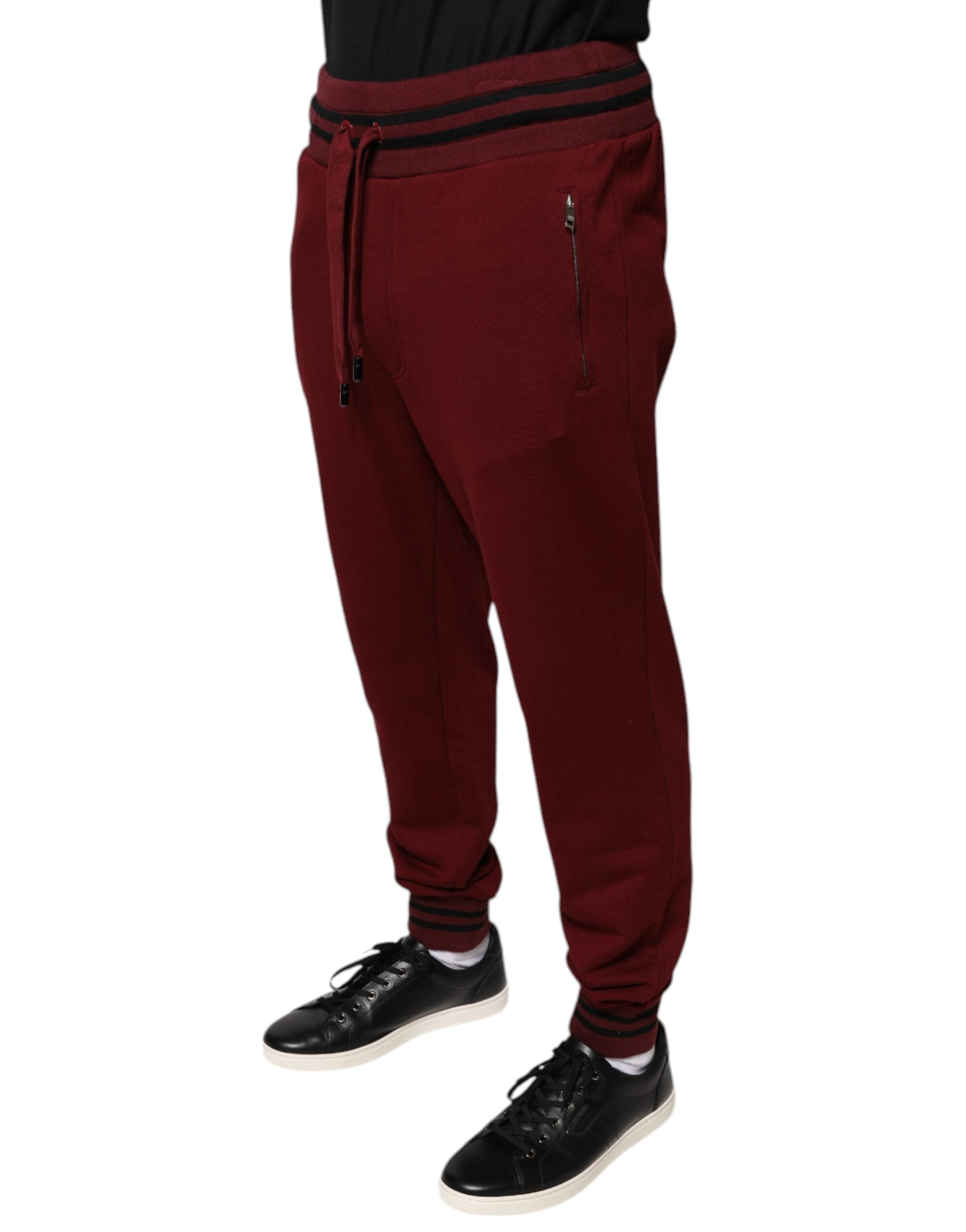 Pantalons de jogging pour homme Dolce & Gabbana en coton rouge foncé, style décontracté et confortable.