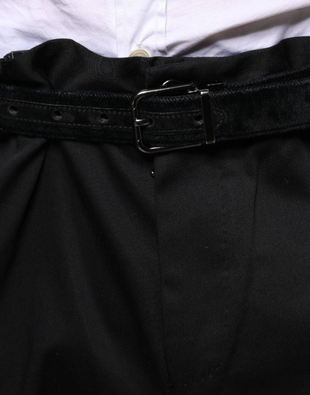 Pantalon homme Dolce & Gabbana en coton noir, coupe skinny, pantalon de costume stretch élégant et ajusté.