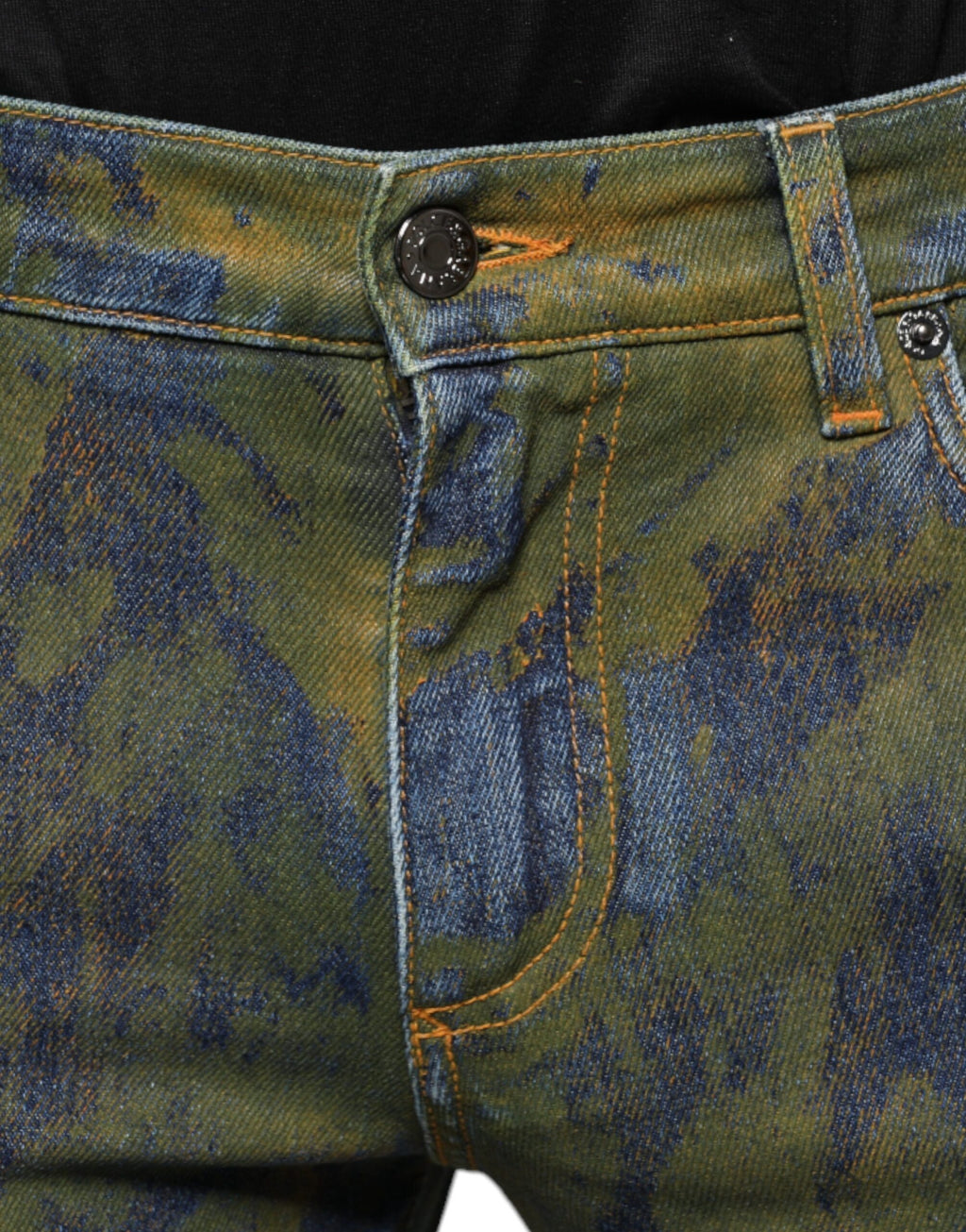 Jeans slim ajustés en denim bleu en coton de Dolce & Gabbana, vue de face avec détails de couture.