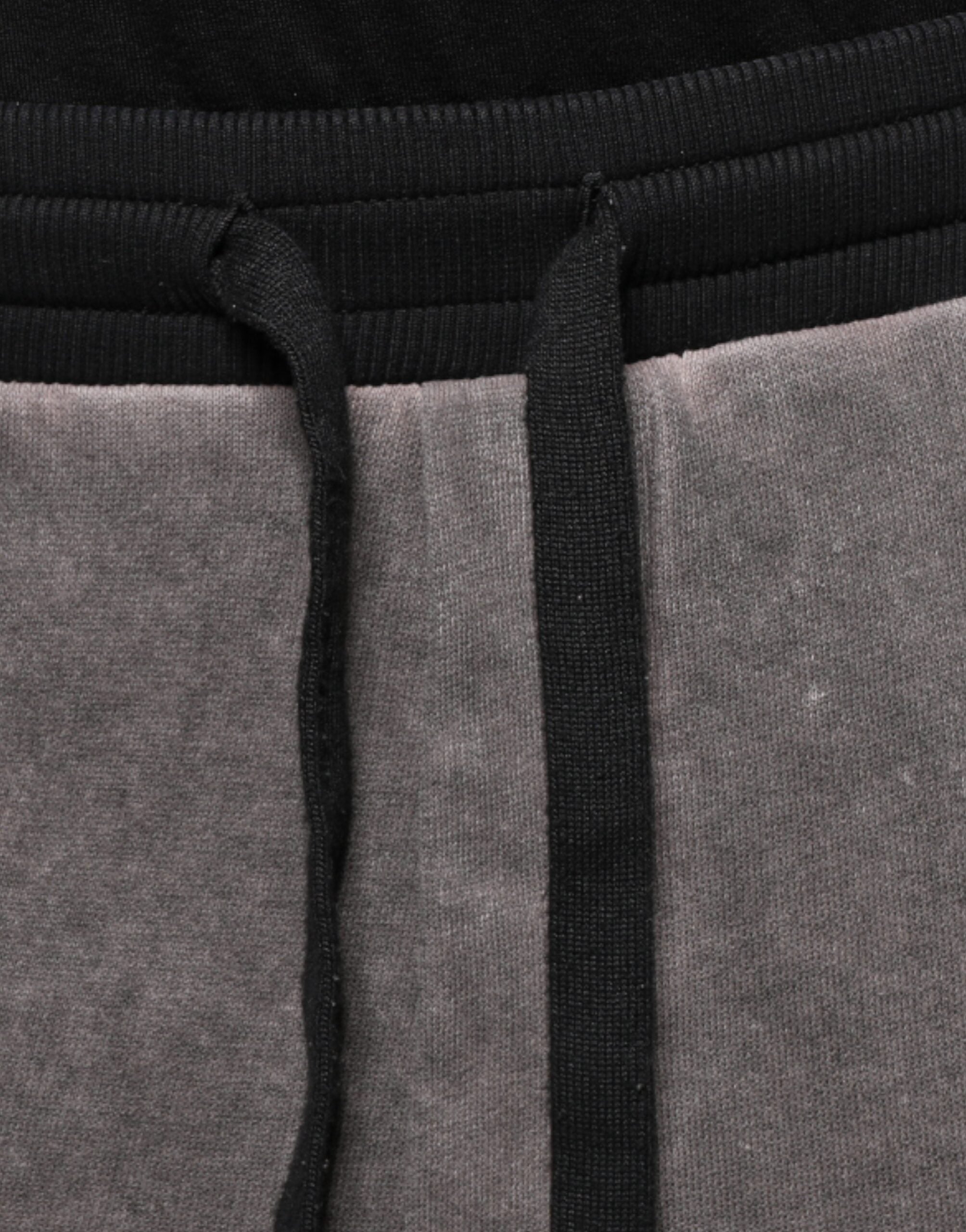 Pantalons de jogging en coton gris Dolce & Gabbana, style décontracté avec poches et ceinture élastique.