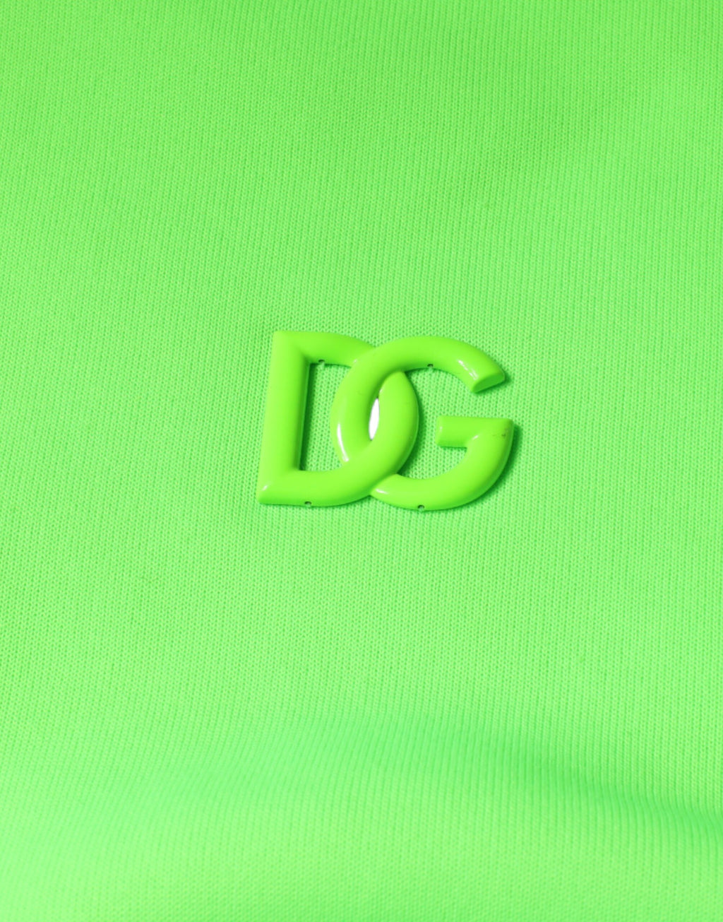 Sweat à capuche vert Dolce & Gabbana avec logo, pull-over en coton, porté sur un mannequin.