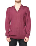 Pull à col en V en cachemire marron foncé de Dolce & Gabbana pour homme, doux et élégant, visible en détail dans l'image.