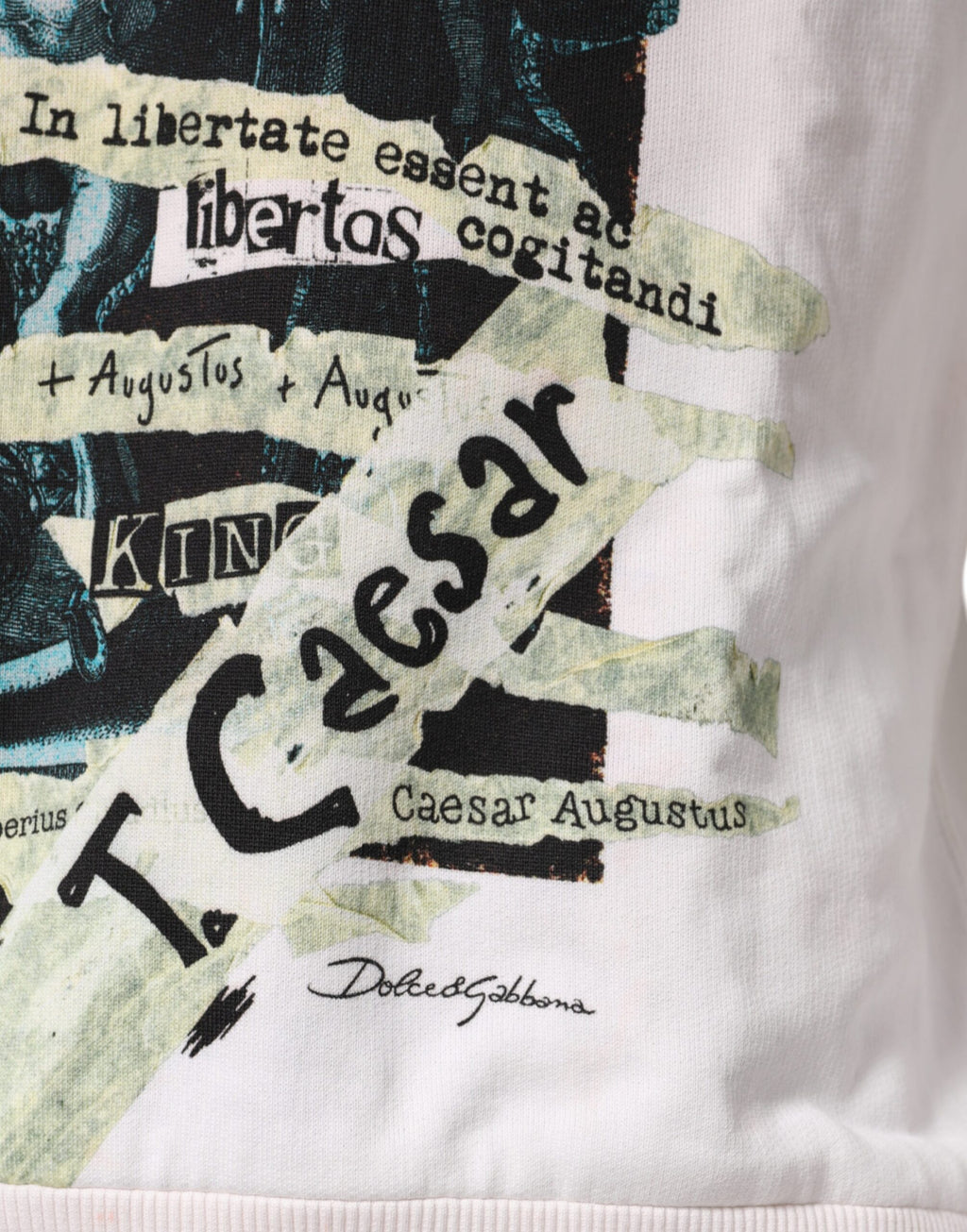 Sweat à capuche en coton blanc Dolce & Gabbana Caesar, pull-over avec capuche et design élégant visible sur l'image.