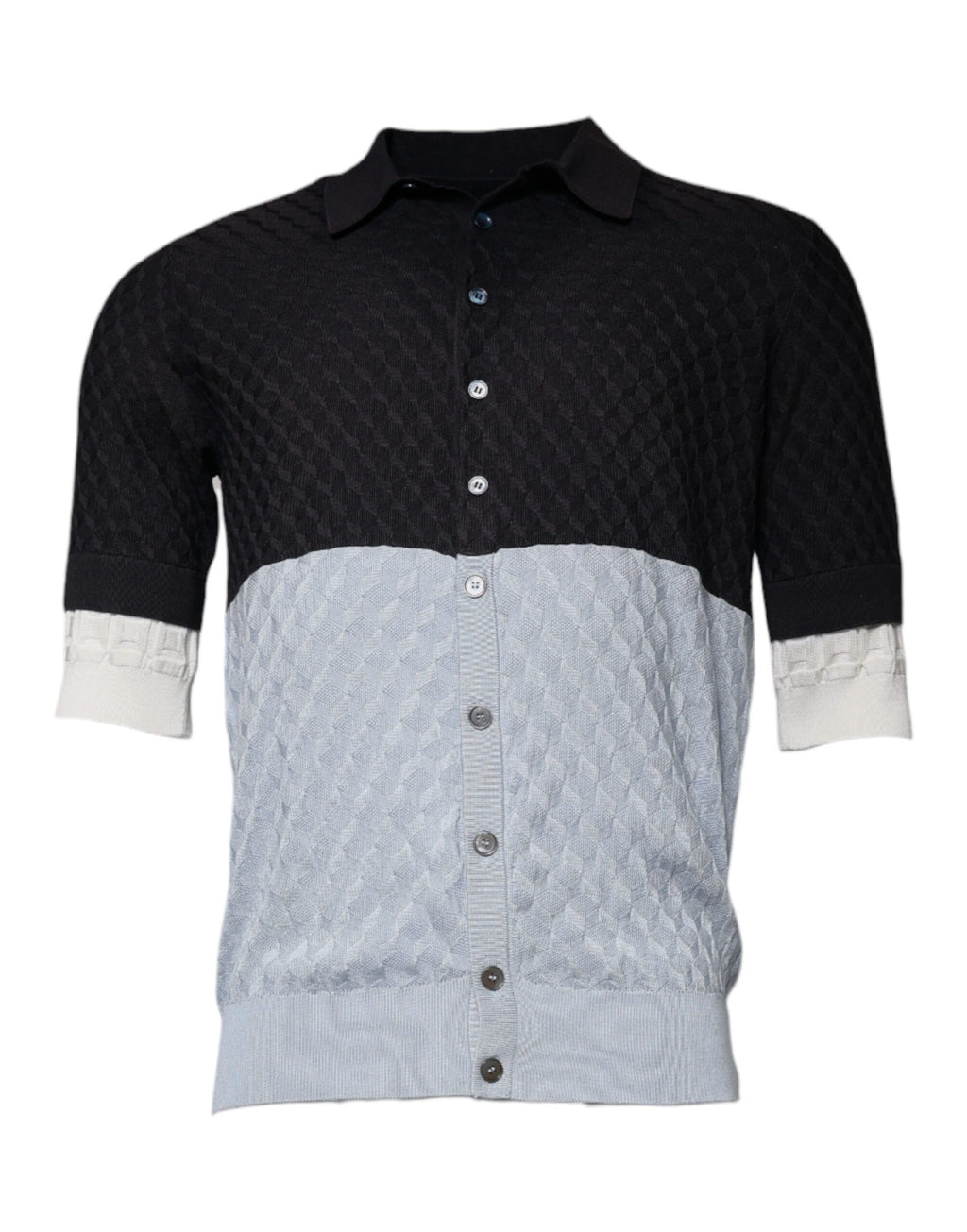 Chemise Dolce & Gabbana en soie multicolore à boutons, col classique, vue de face sur fond neutre.