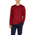 Sweat-shirt Calvin Klein en laine recyclée bordeaux, tissu doux et confortable, à col rond et logo discret sur la poitrine.
