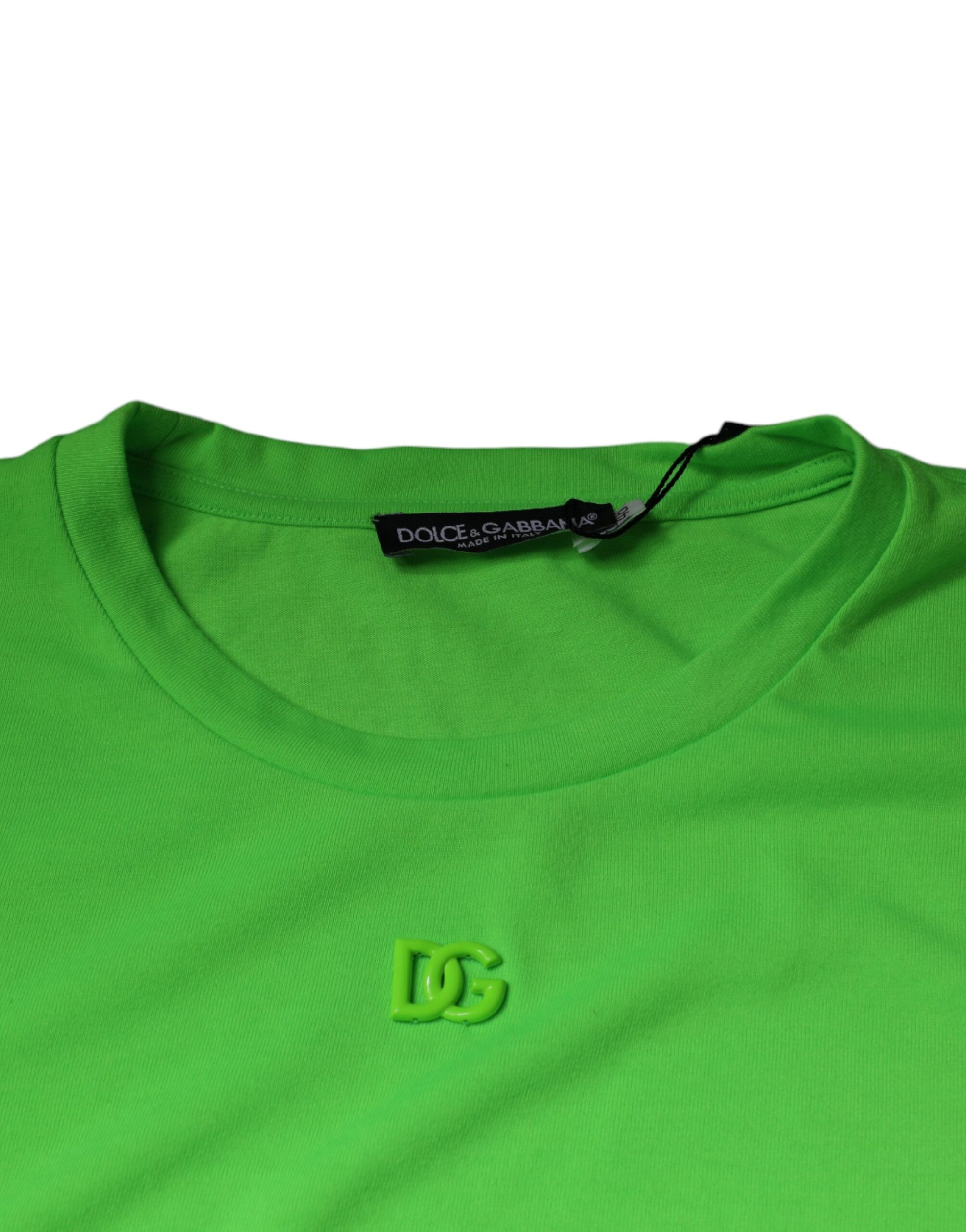 T-shirt vert Dolce & Gabbana à logo rond, manches courtes, design élégant et moderne.