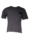 T-shirt en coton gris Dolce & Gabbana avec logo patch sur le col rond, style décontracté et moderne.