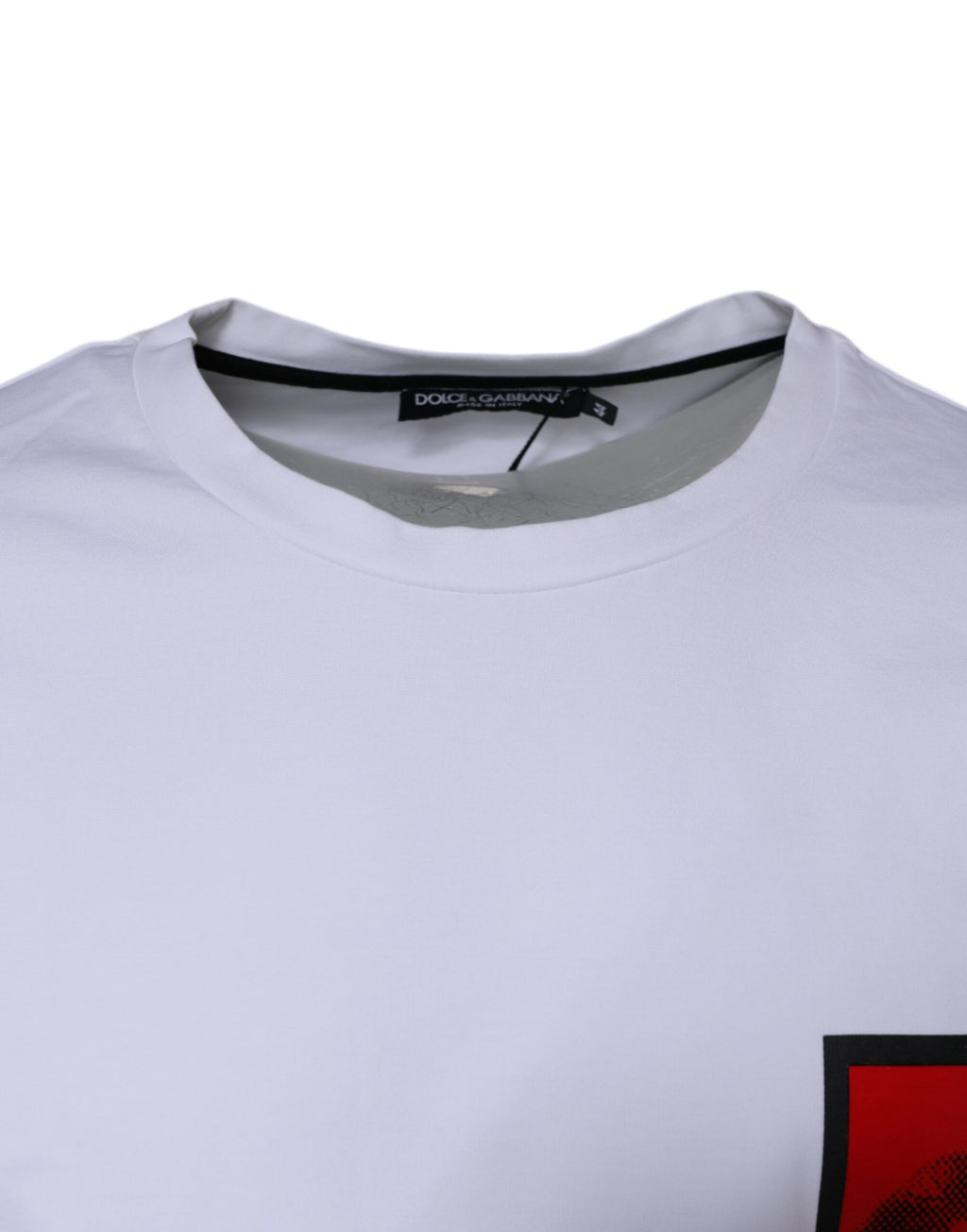 T-shirt blanc en coton Dolce & Gabbana avec imprimé lèvres rouges, style décontracté et mode tendance.