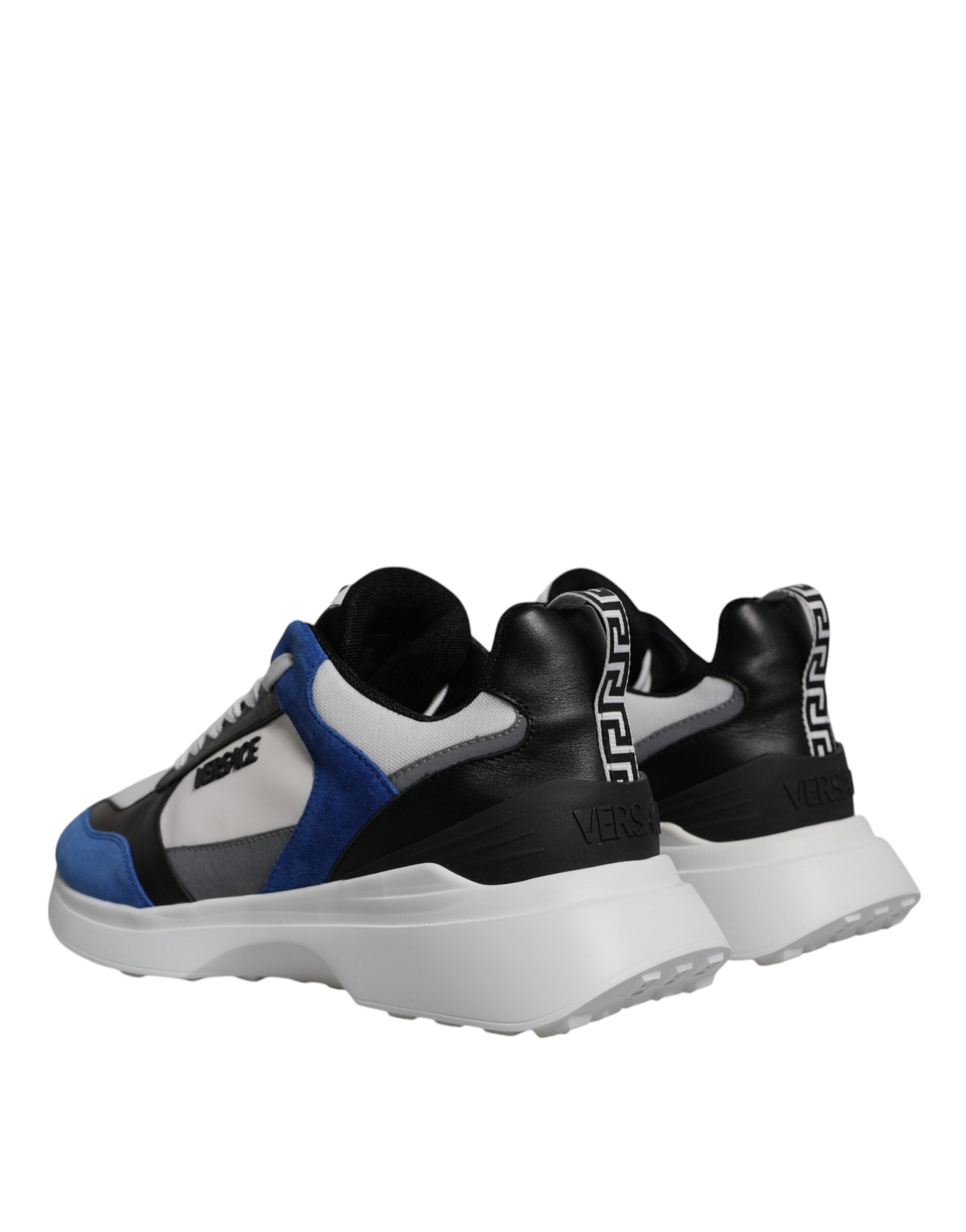Chaussures basses Versace en toile multicolore avec motif Medusa, sneakers à lacets pour homme ou femme.