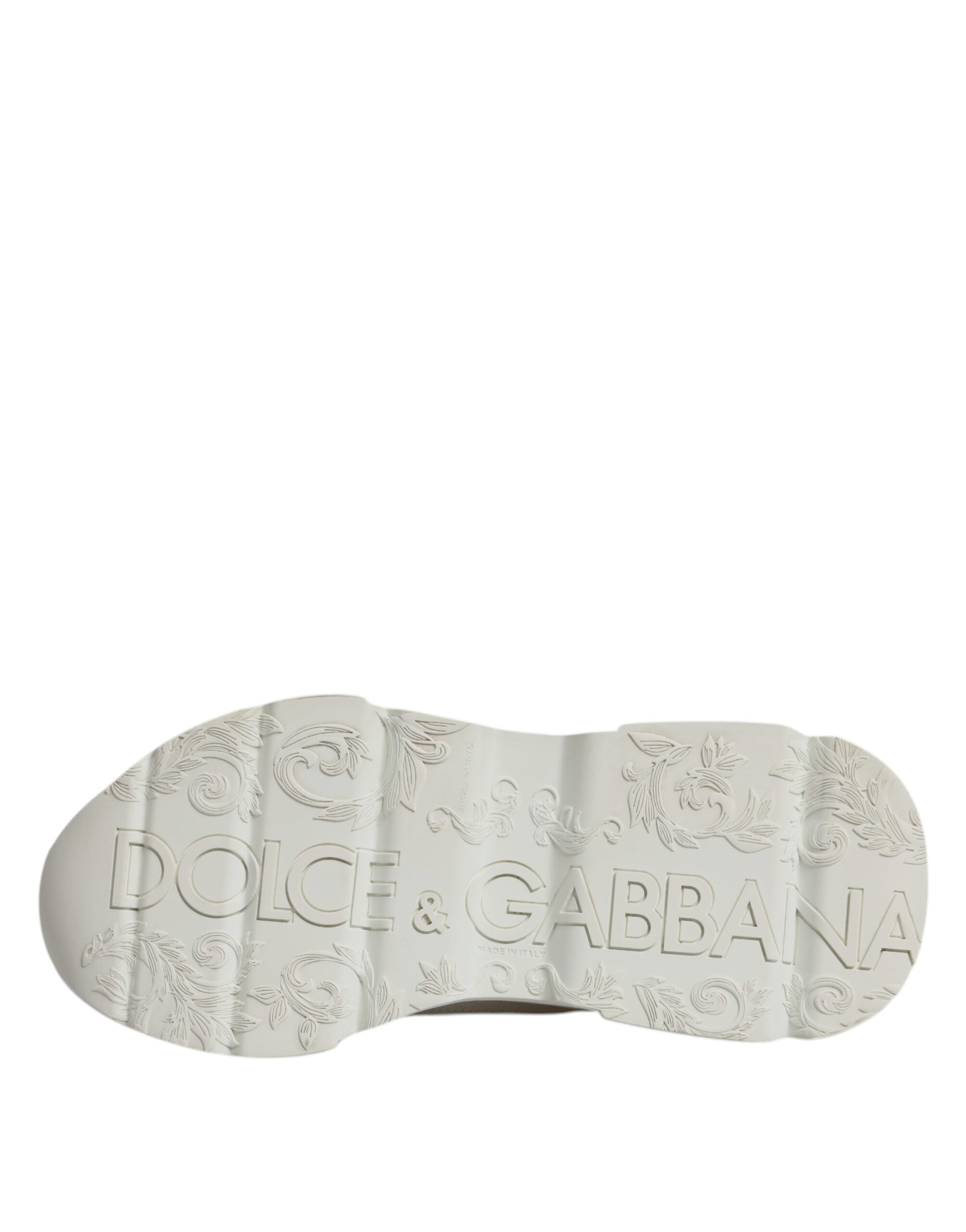 Chaussures Dolce & Gabbana Daymaster en cuir blanc, baskets basses élégantes avec design épuré et détails modernes.