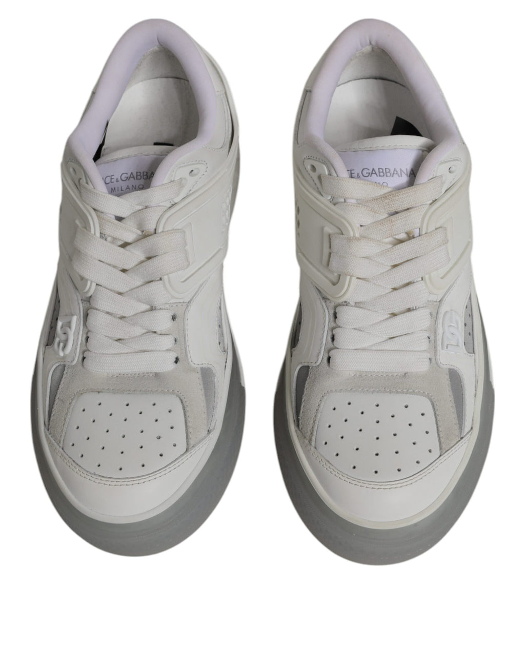 Chaussures sneakers blanches Dolce & Gabbana DG Logo CUSTOM 2.Zero avec logo visible et design moderne.