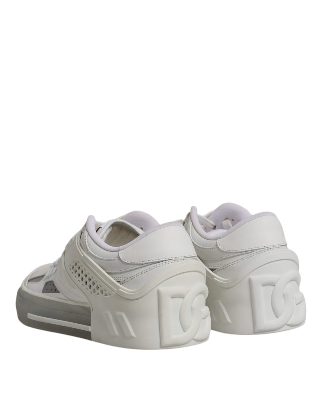 Chaussures sneakers blanches Dolce & Gabbana DG Logo CUSTOM 2.Zero avec logo visible et design moderne.