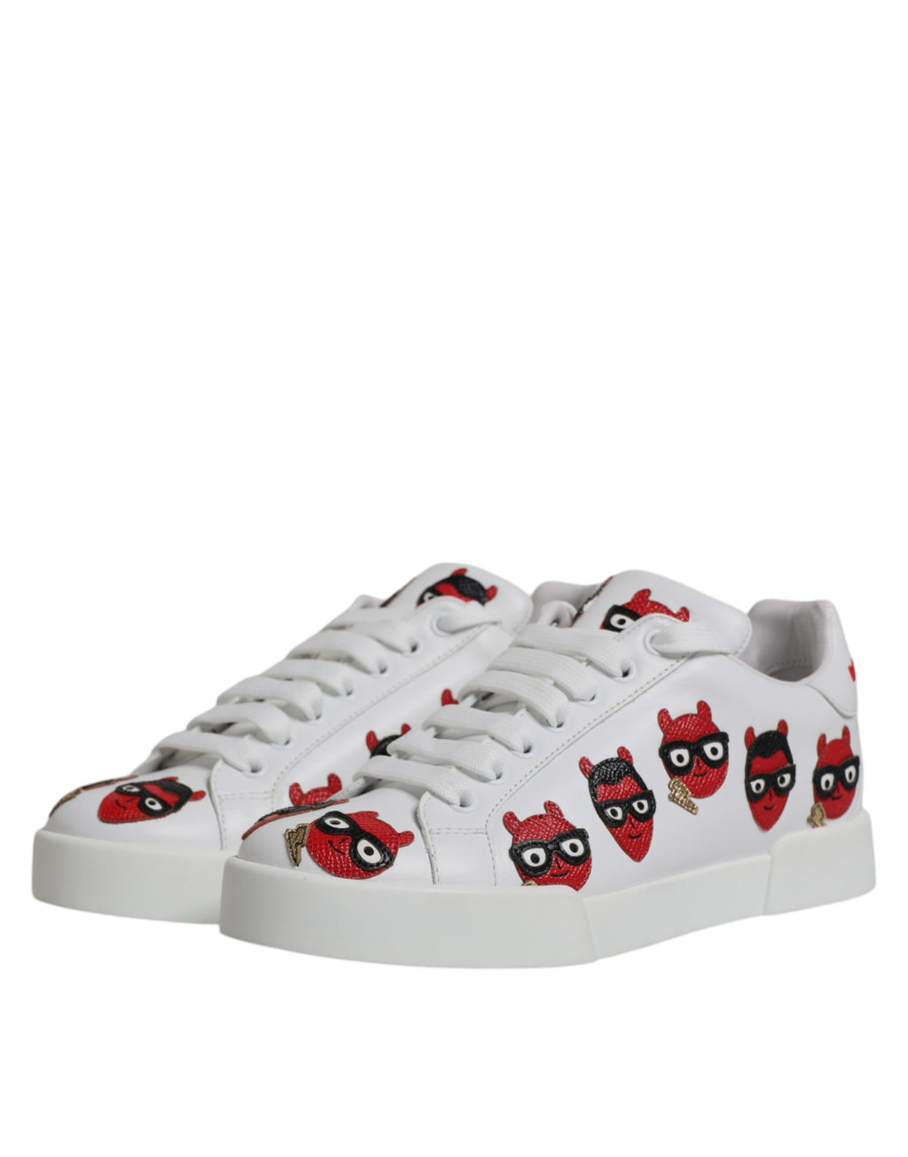 Chaussures portofino blanches Dolce & Gabbana avec motif visage de diable, sneakers élégants et tendance pour homme.