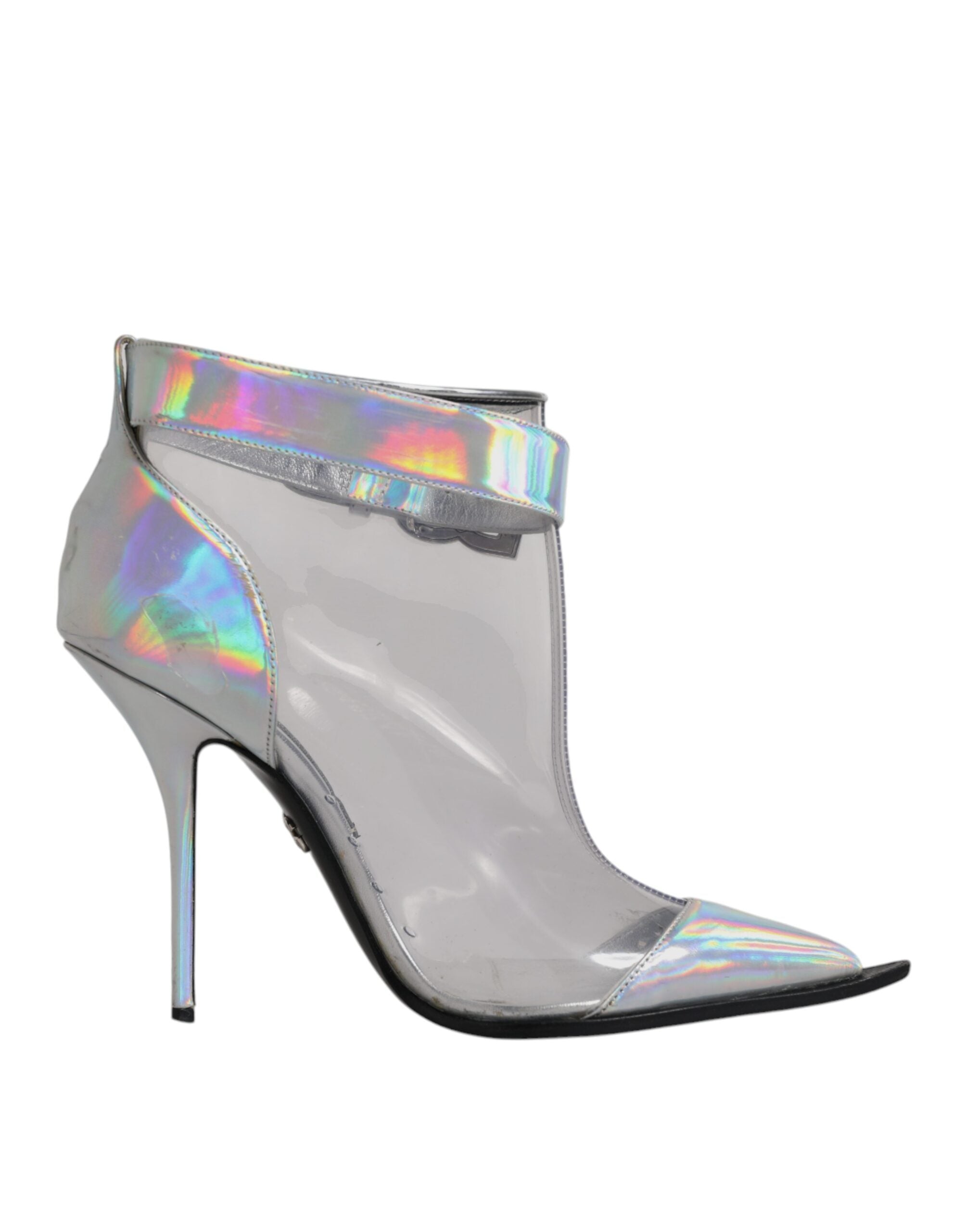 Bottes courtes pointues en argent iridescent de Dolce & Gabbana, chaussures élégantes avec finition brillante et design moderne.