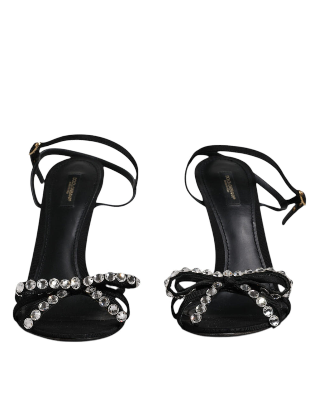Sandales à talons en cuir noir Dolce & Gabbana avec cristaux, semelles élégantes et design sophistiqué.