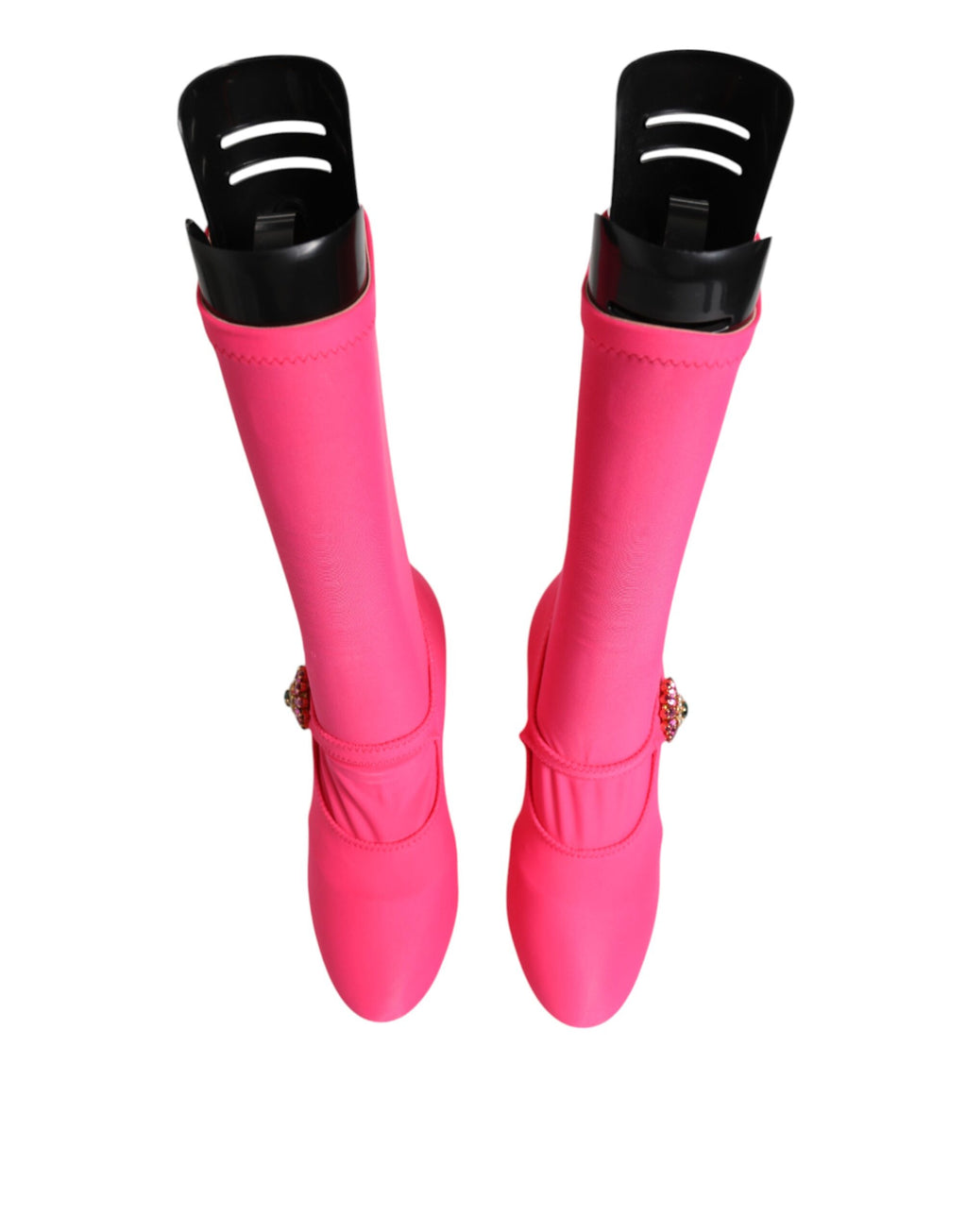 Bottes hautes en nylon rose avec cristaux Dolce & Gabbana, style élégant et moderne, visibles de la vue de face.