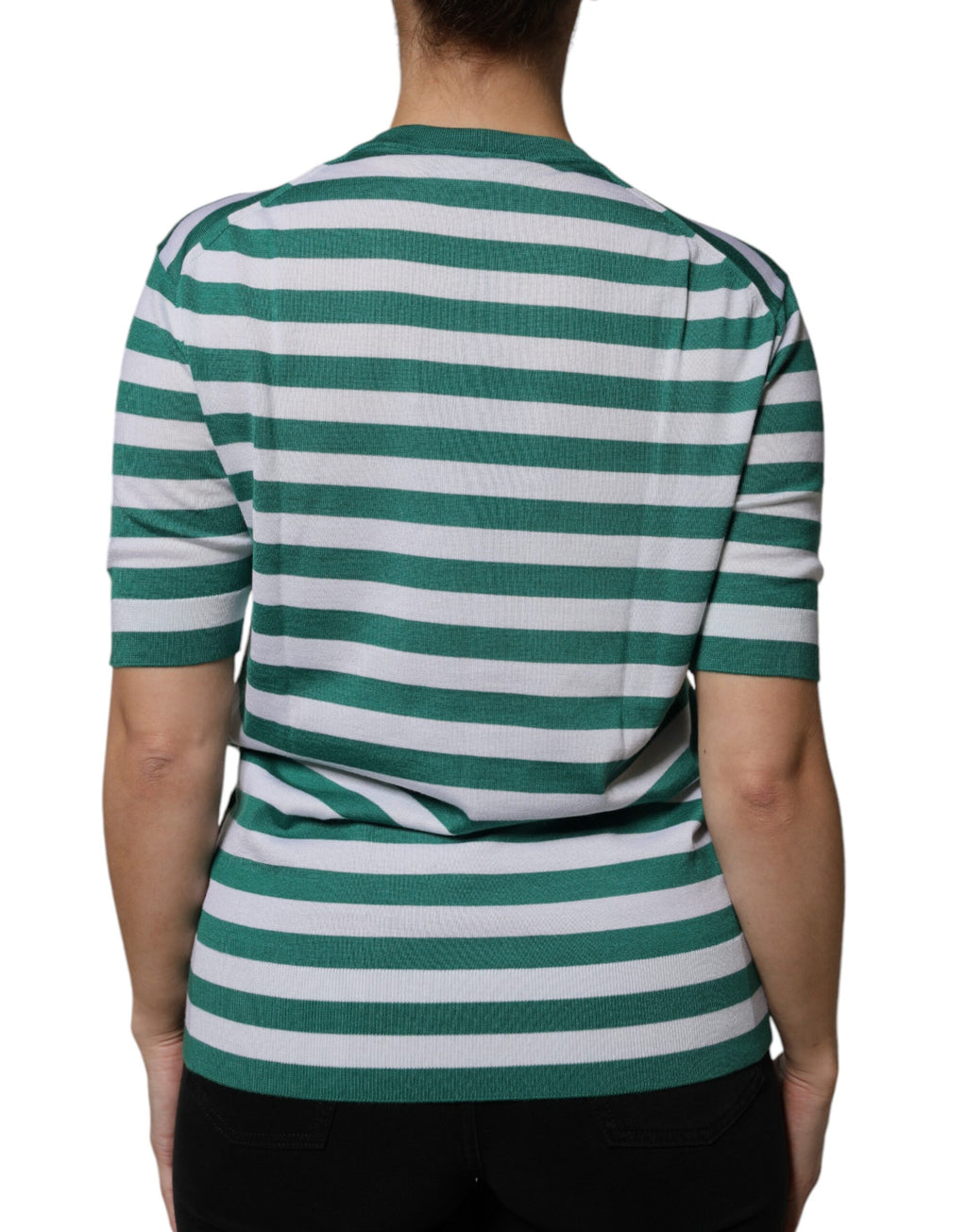 T-shirt à col rond Dolce & Gabbana blanc avec rayures vertes et motif de feuilles, style décontracté et élégant.
