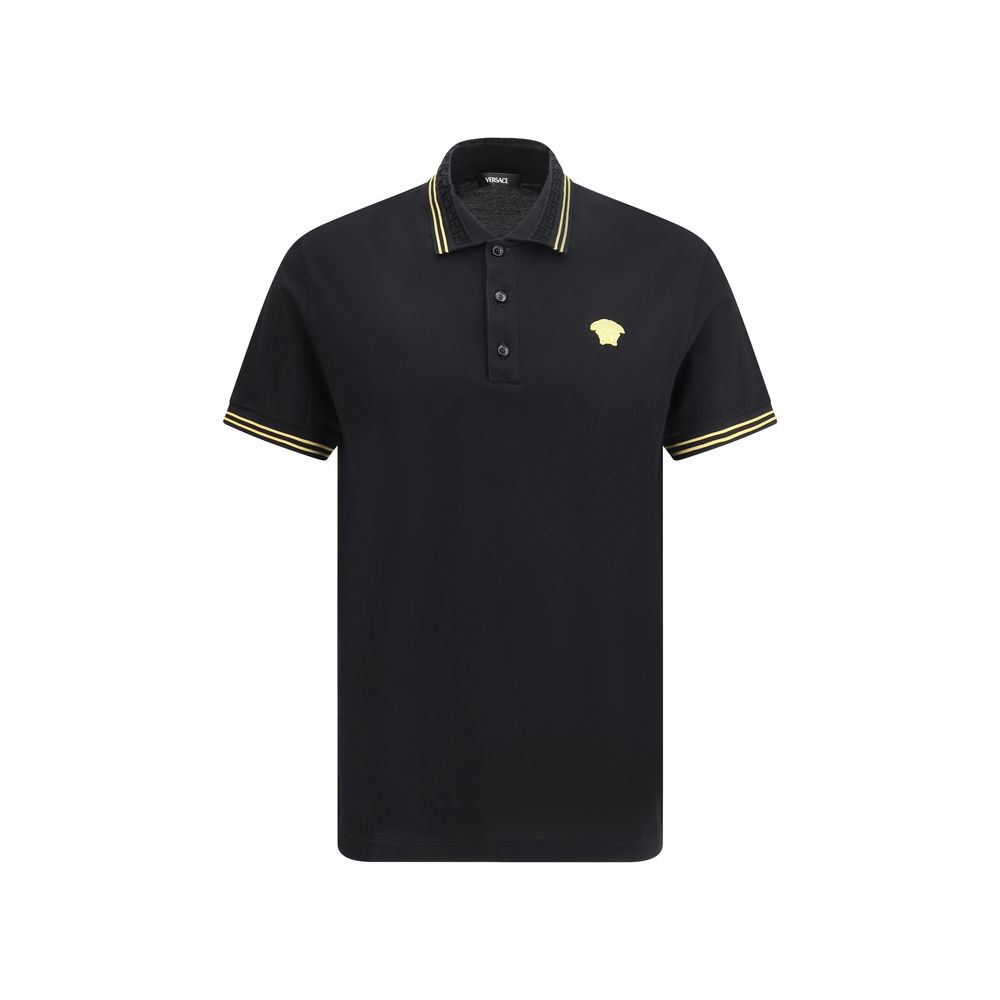 Chemise polo en coton noir de la marque Versace, détails élégants visibles sur l'image.