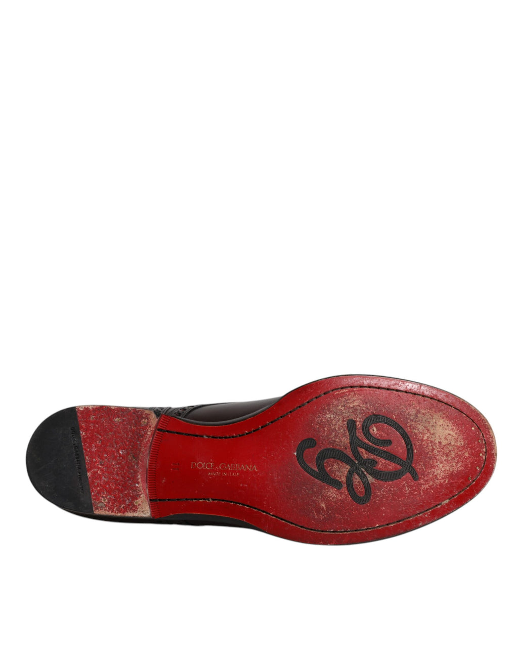 Chaussures Derby pour homme en cuir de veau noir Dolce & Gabbana, élégantes et classiques, vues en gros plan.