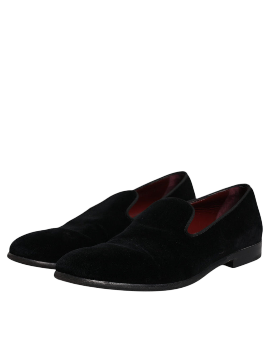 Chaussures habillées en velours noir Dolce & Gabbana pour homme, loafers formels élégants et sophistiqués.