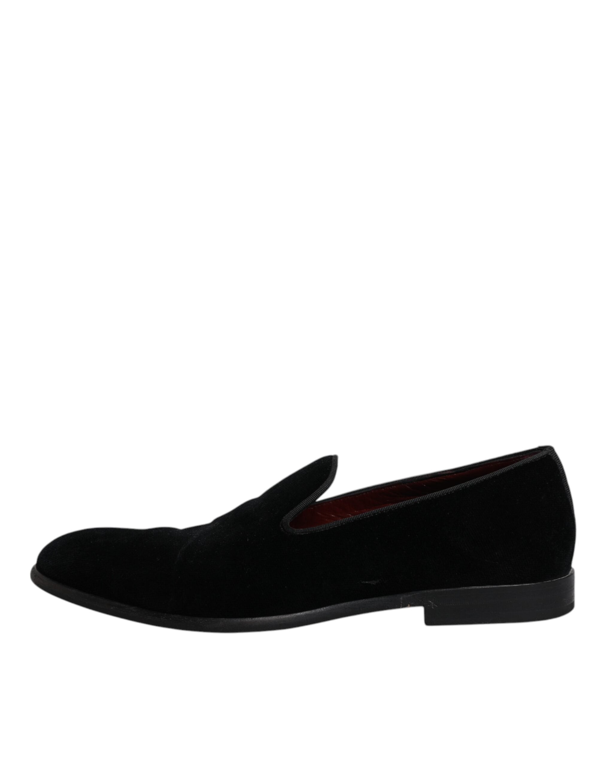 Mocassins noirs en velours Dolce & Gabbana pour homme, chaussures habillées formelles avec finitions élégantes.