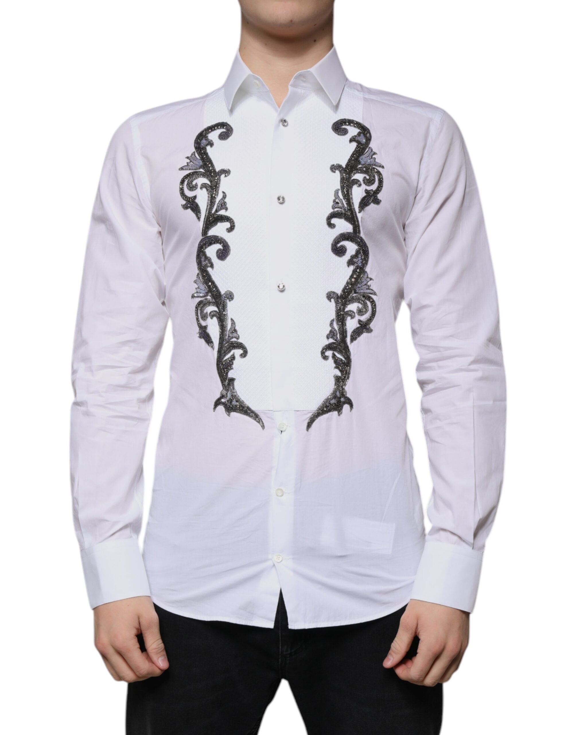 Chemise homme blanche Dolce & Gabbana à coupe slim, motif baroque doré, détails élégants pour une tenue sophistiquée.