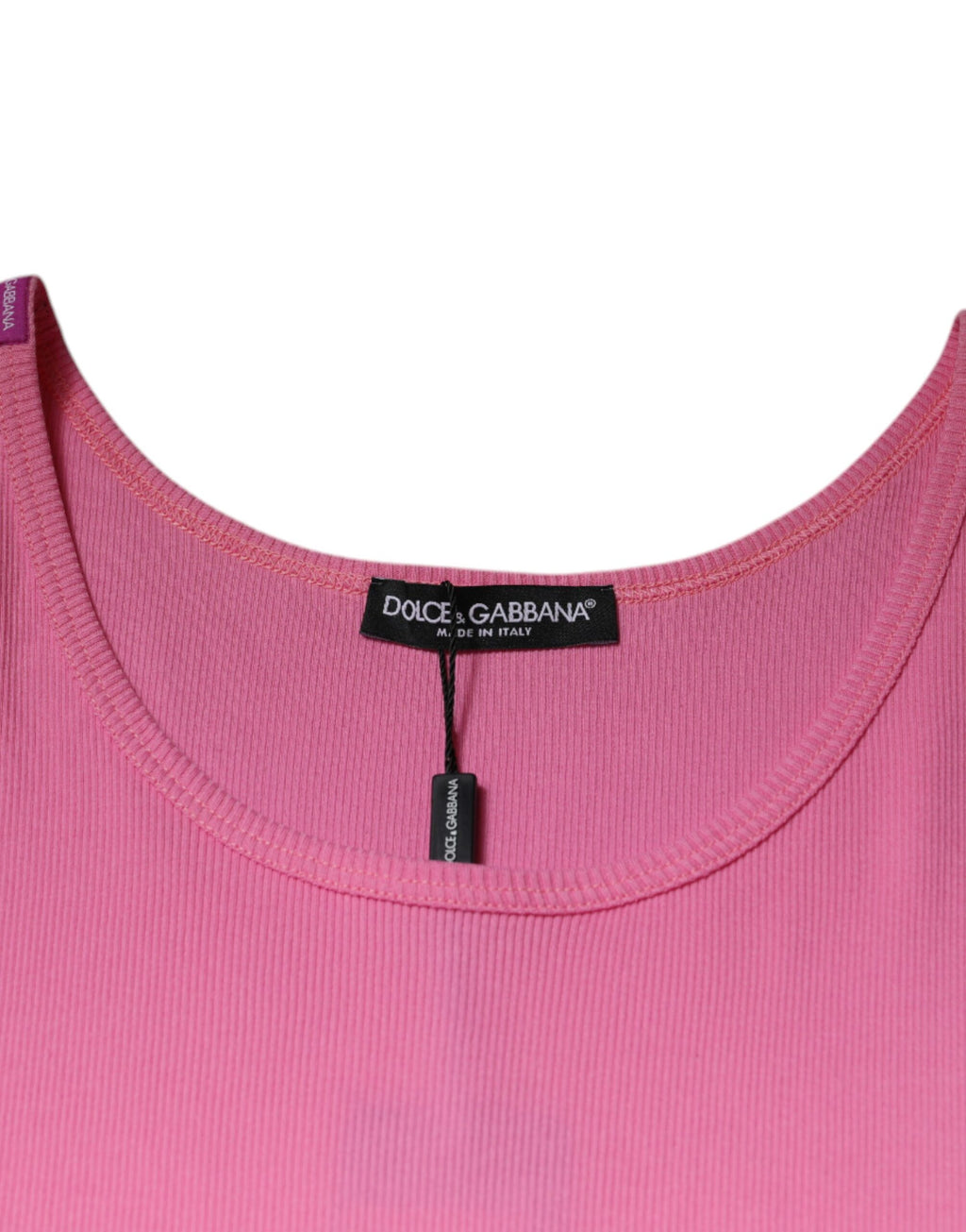 T-shirt sans manches en coton rose Dolce & Gabbana avec col rond, vue de face, détails du tissu et style élégant.